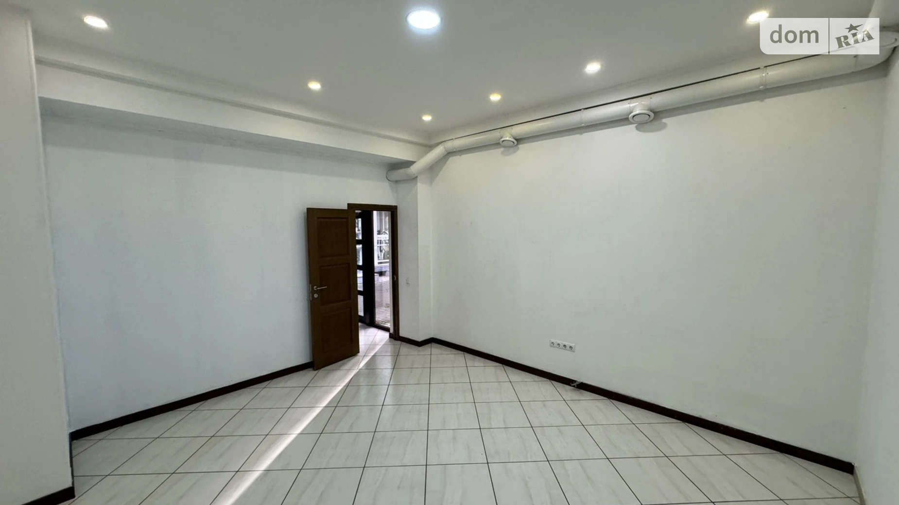 Сдается в аренду помещения свободного назначения 40 кв. м в 1-этажном здании, цена: 13000 грн - фото 5