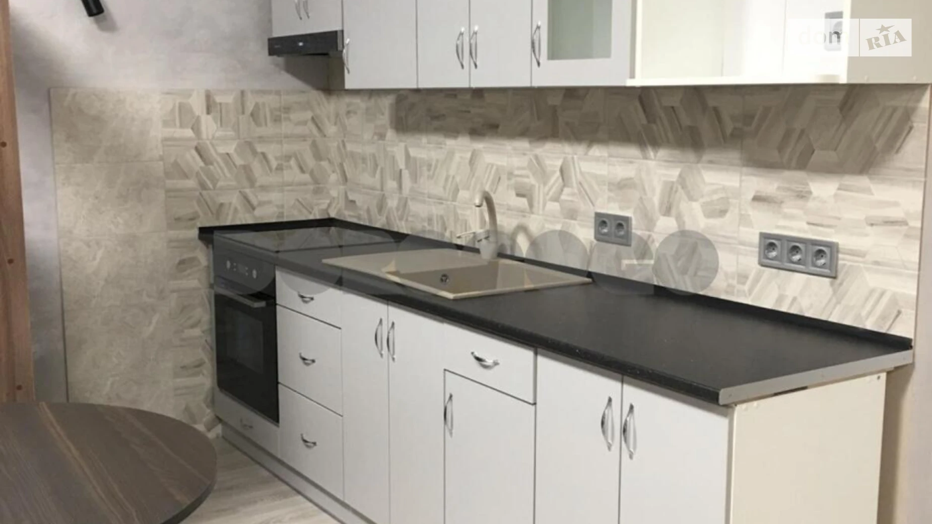 Продается 1-комнатная квартира 43 кв. м в Софиевской Борщаговке, ул. Павла Чубинского, 8А - фото 2