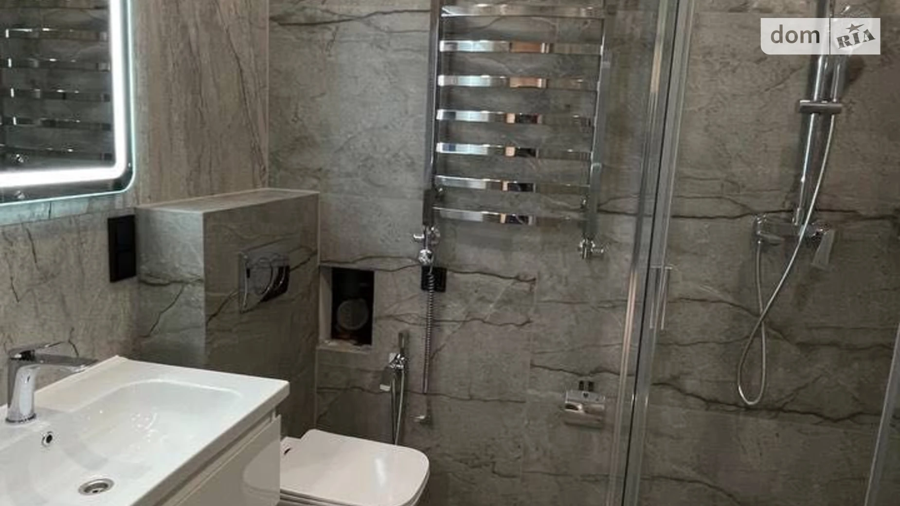 Сдается в аренду 2-комнатная квартира 70 кв. м в, цена: 600 $ - фото 3