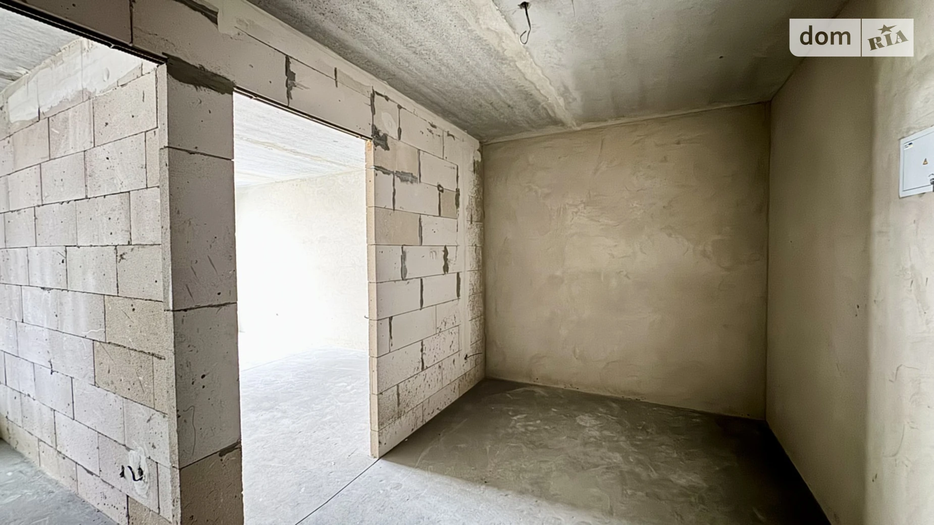 Продается 1-комнатная квартира 43.4 кв. м в Чернигове, ул. Независимости, 21 - фото 2