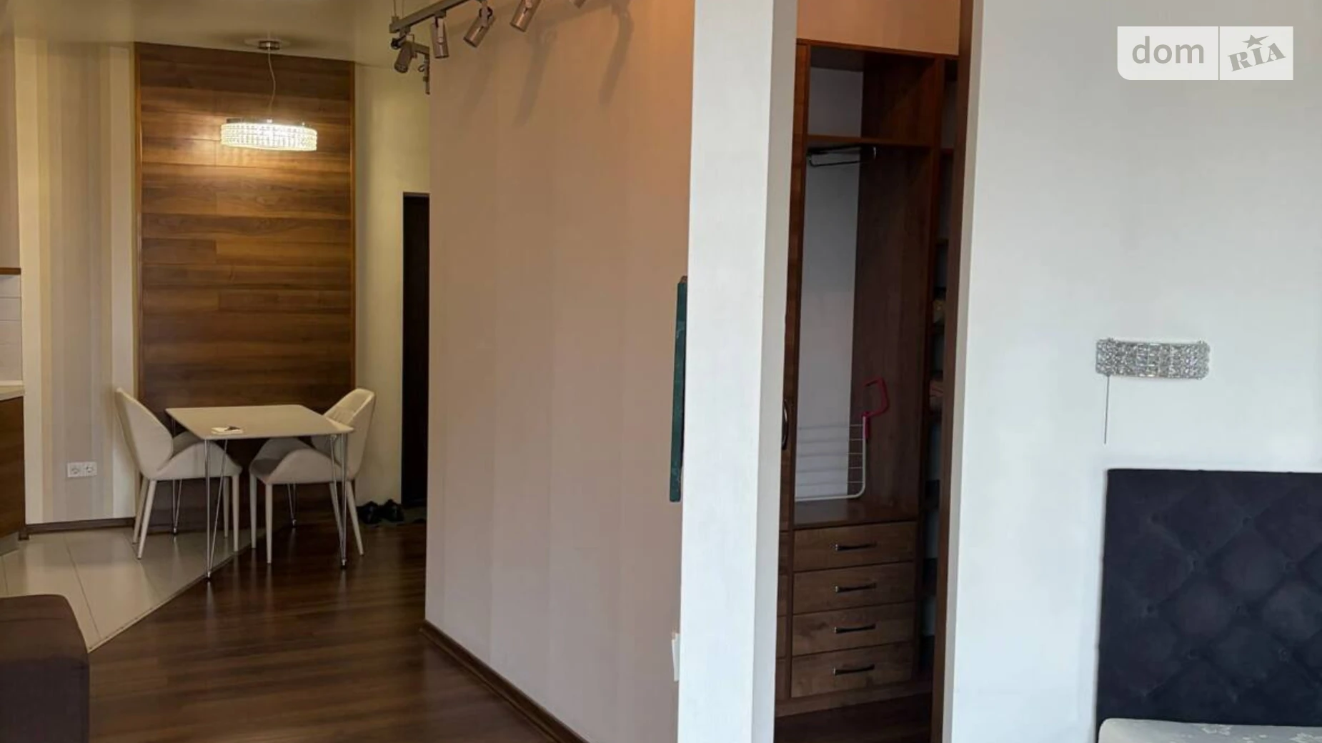 Продається 1-кімнатна квартира 43 кв. м у Одесі, вул. Середньофонтанська, 19А - фото 2