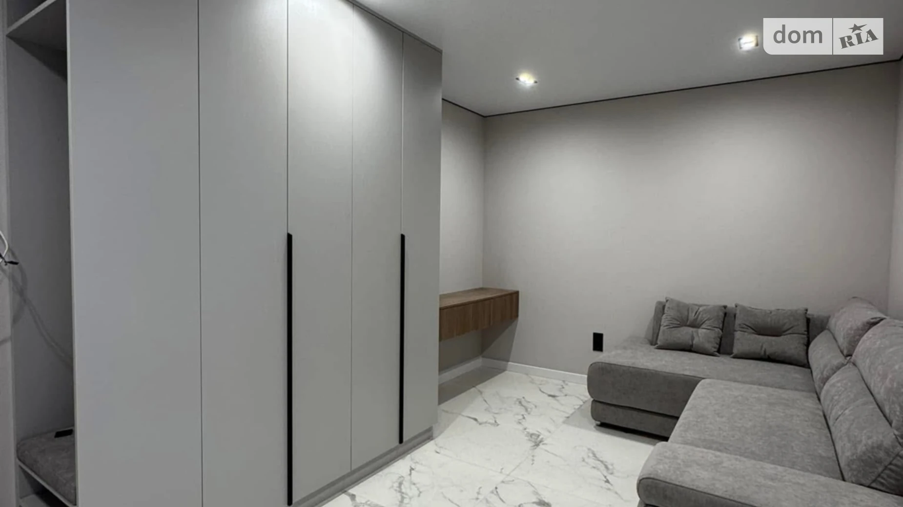 1-комнатная квартира 48 кв. м в Тернополе, пер. Генерала Мирона Тарнавского, 1 - фото 2