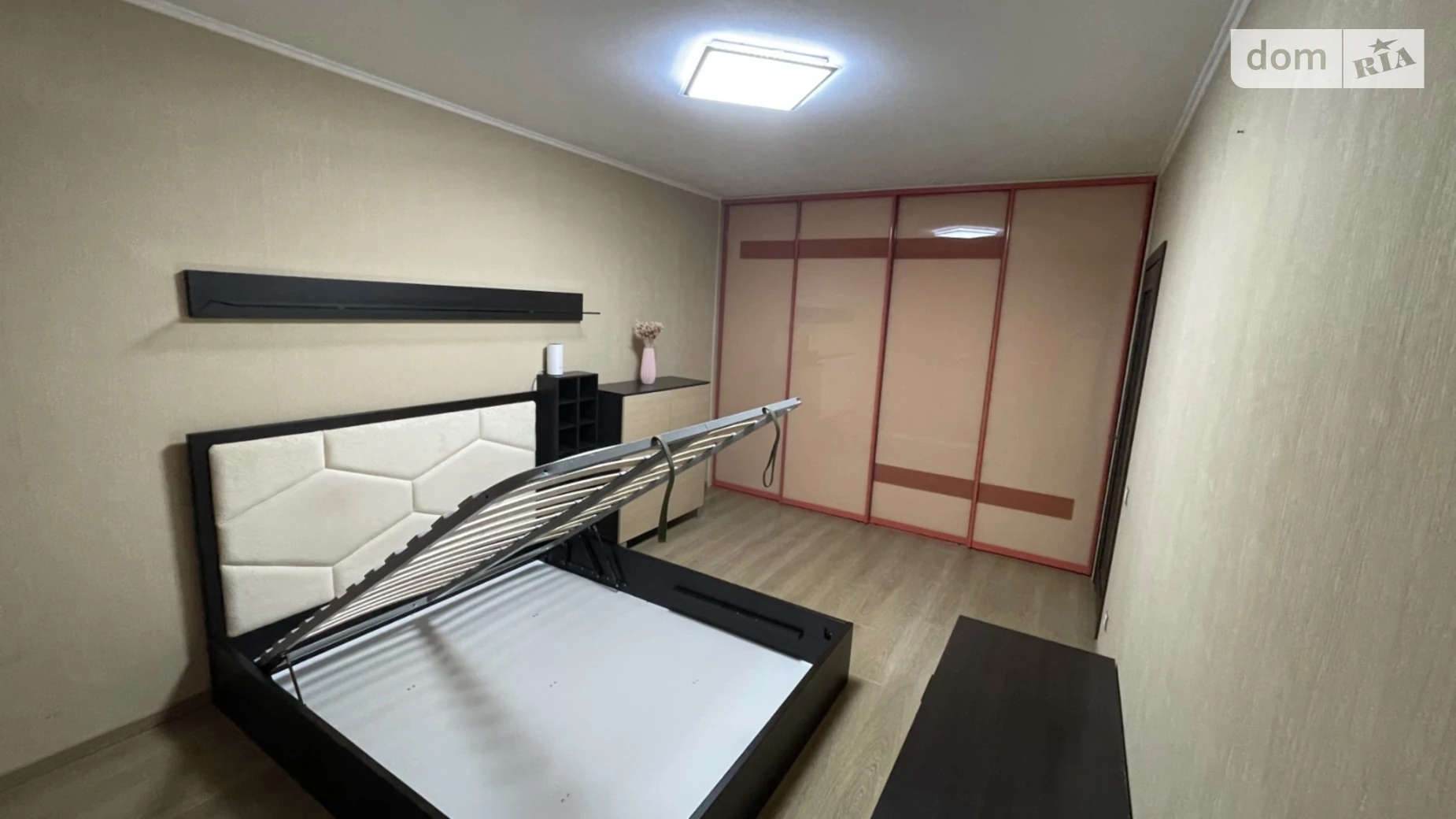 Продается 1-комнатная квартира 40.7 кв. м в Киеве, ул. Бакинская, 37Г - фото 4