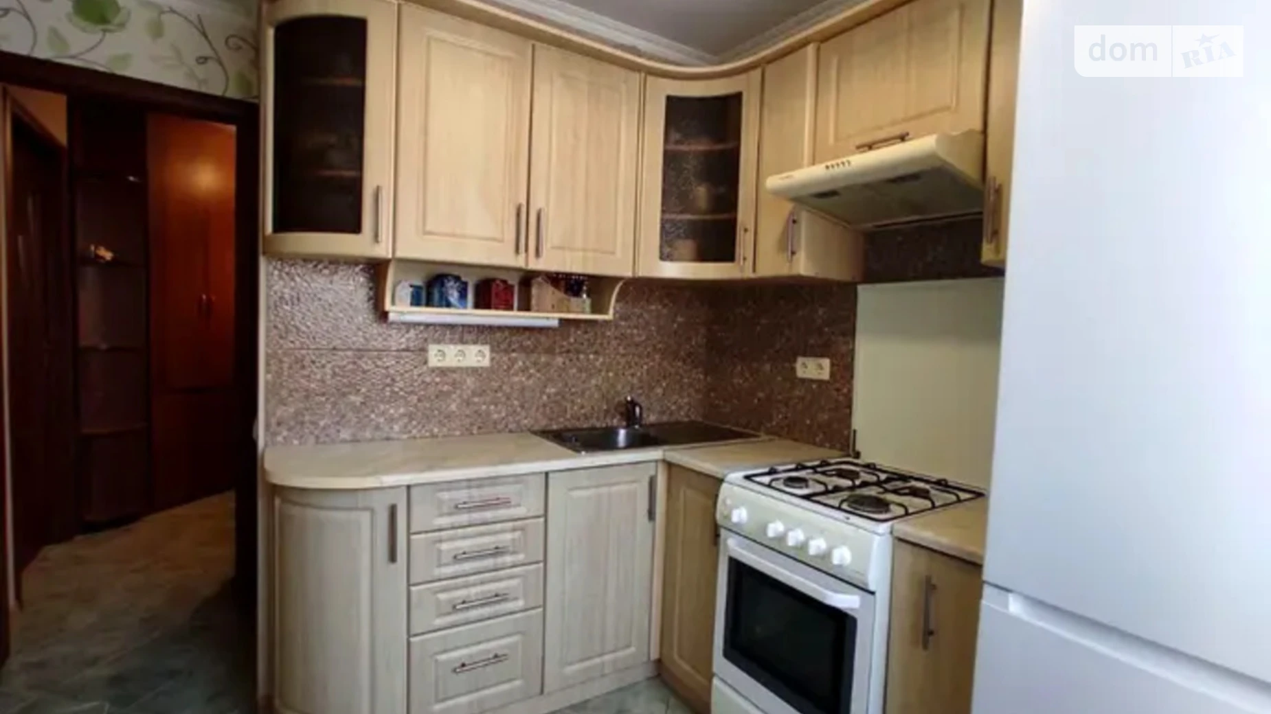 Продается 100-комнатная квартира 44.2 кв. м в Киеве, ул. Ольжича, 14А - фото 2