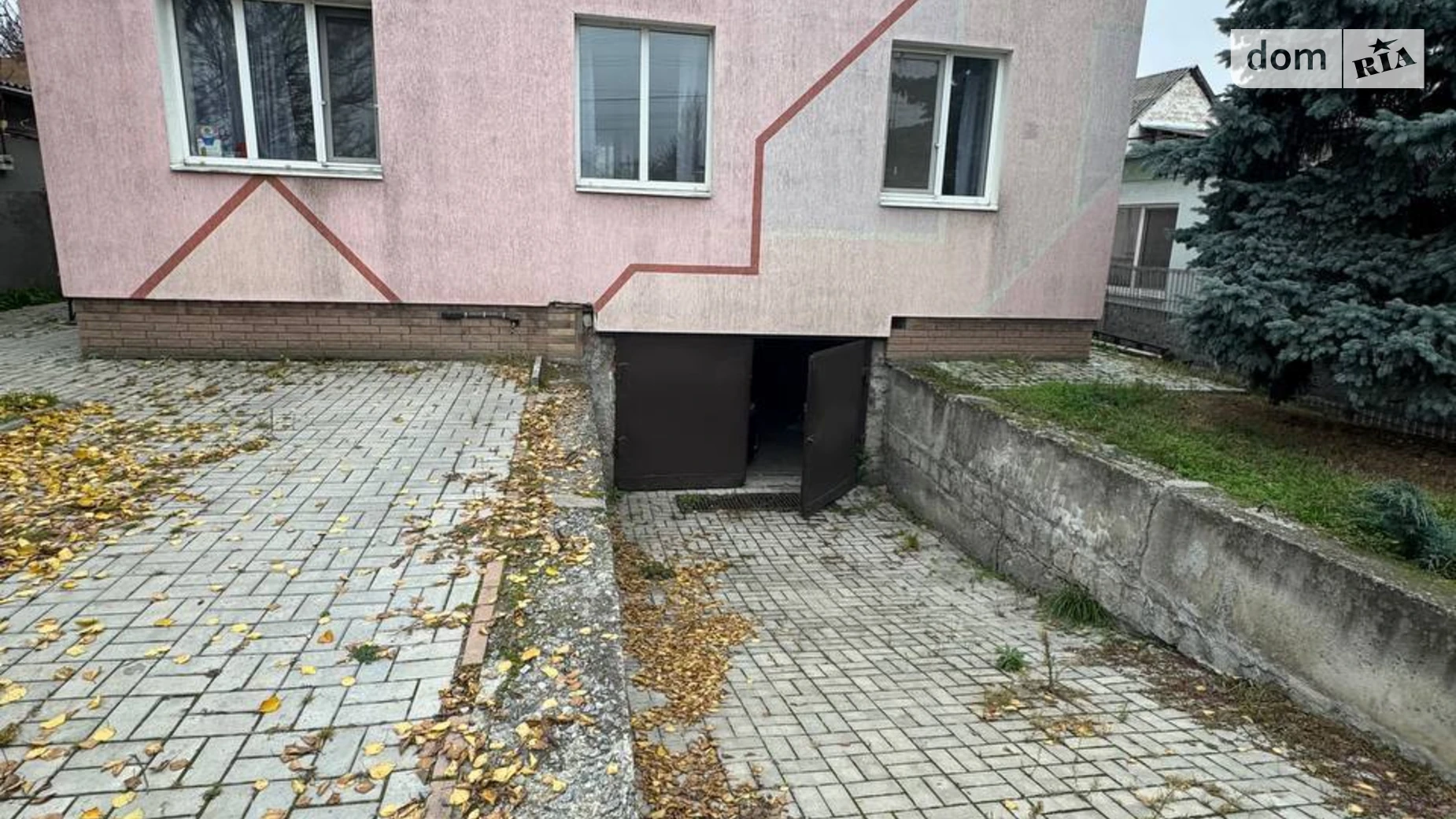 Продается дом на 2 этажа 130 кв. м с гаражом, цена: 80000 $ - фото 2