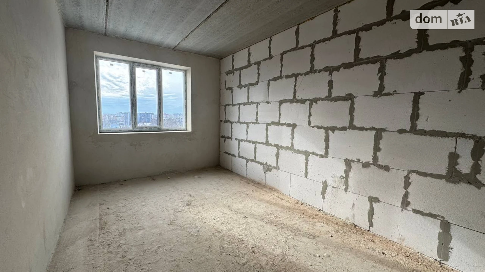 Продается 1-комнатная квартира 44.5 кв. м в Ивано-Франковске, ул. Высочана Семена, 18 корпус 17 - фото 2