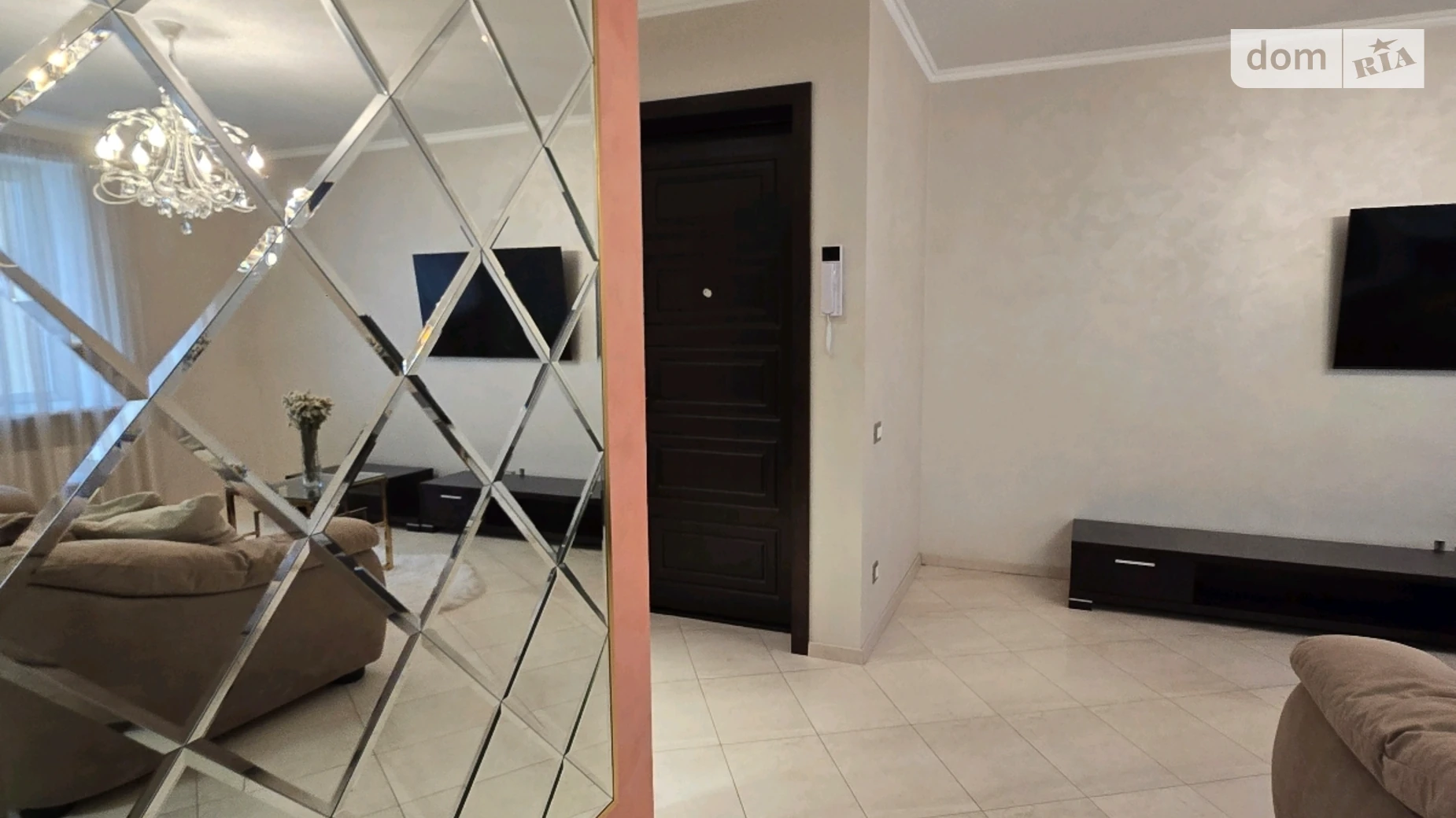 Продается 1-комнатная квартира 76 кв. м в Одессе, ул. Кленовая, 2А - фото 3