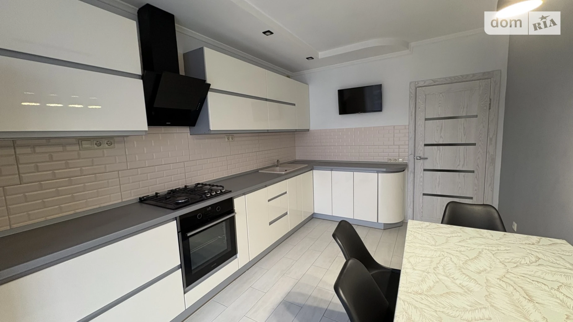 Сдается в аренду 2-комнатная квартира 70 кв. м в Виннице, ул. Антонова Олега, 13Б корпус 3 - фото 4