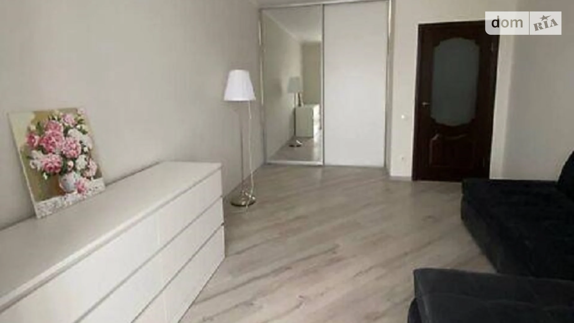 Продается 1-комнатная квартира 47 кв. м в Львове, ул. Хмельницкого Богдана - фото 4