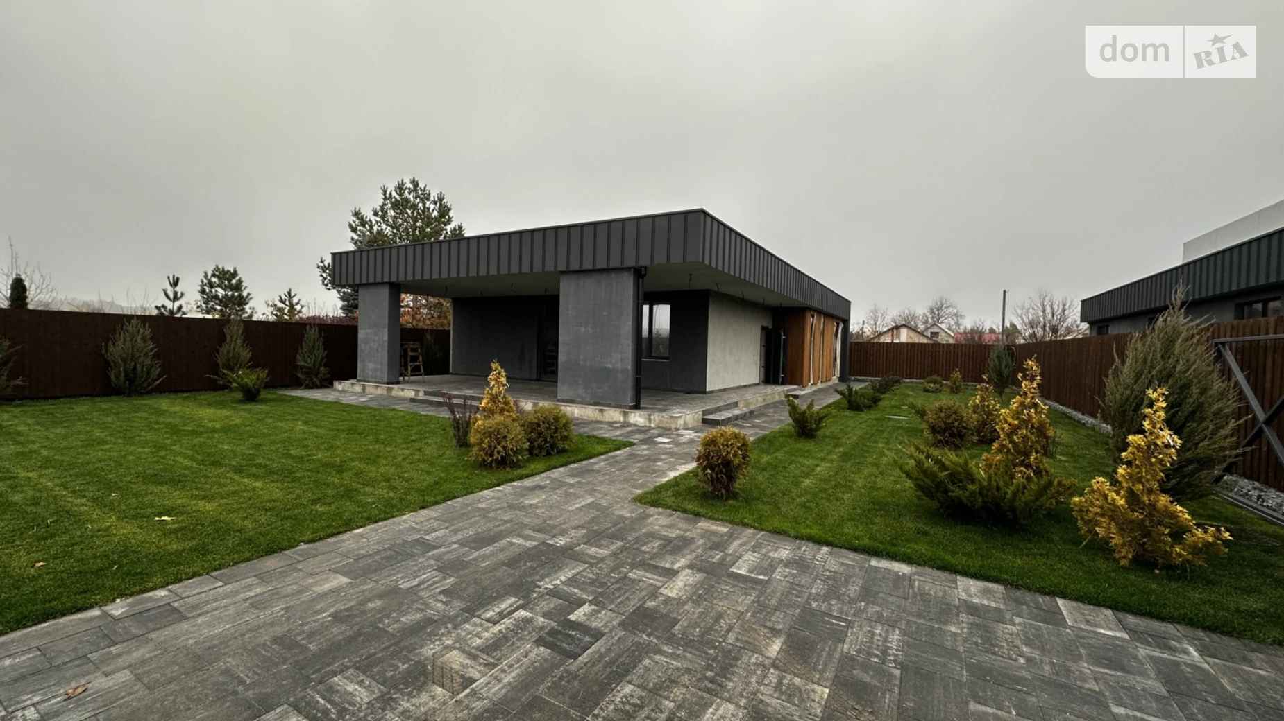 Продается одноэтажный дом 160 кв. м с балконом, цена: 350000 $ - фото 2