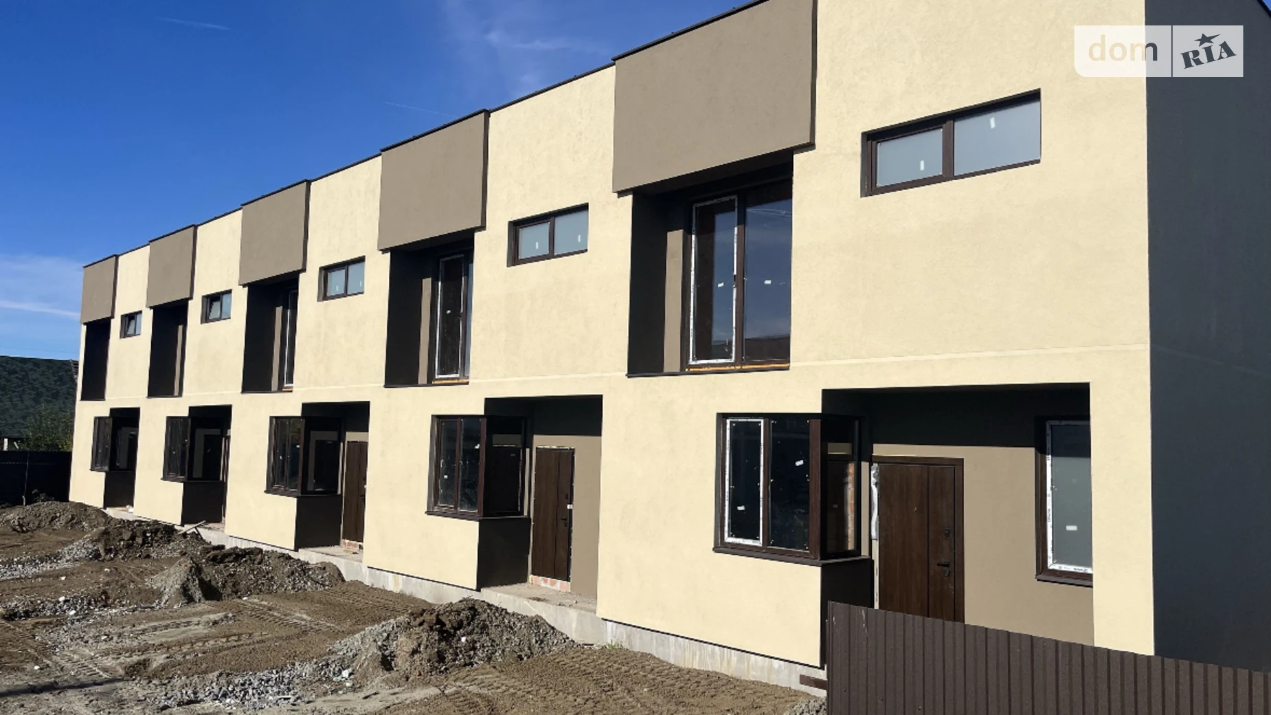 Продается дом на 2 этажа 108 кв. м с камином, цена: 80000 $ - фото 4