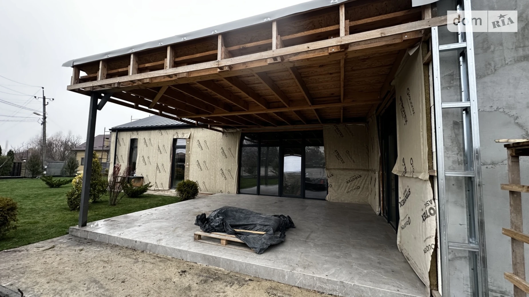 Продается одноэтажный дом 172 кв. м с террасой, цена: 190000 $ - фото 2