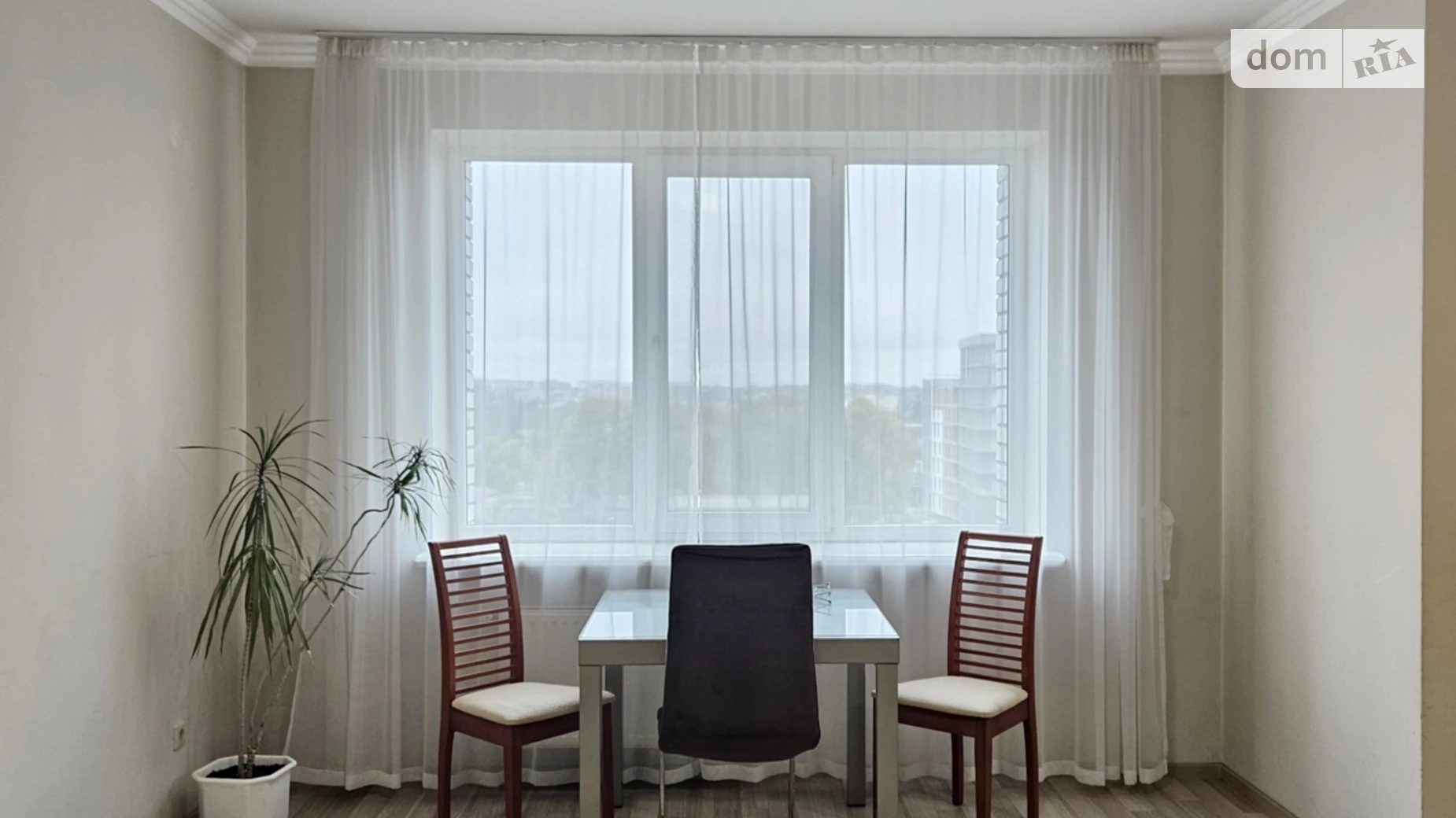 Продается 2-комнатная квартира 86 кв. м в Львове, ул. Васильченко - фото 2