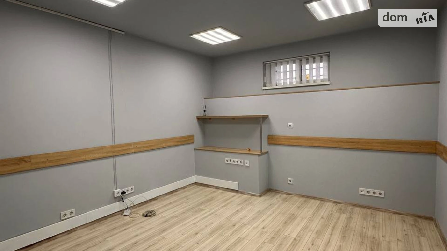 Сдается в аренду офис 61 кв. м в бизнес-центре, цена: 1000 $ - фото 4