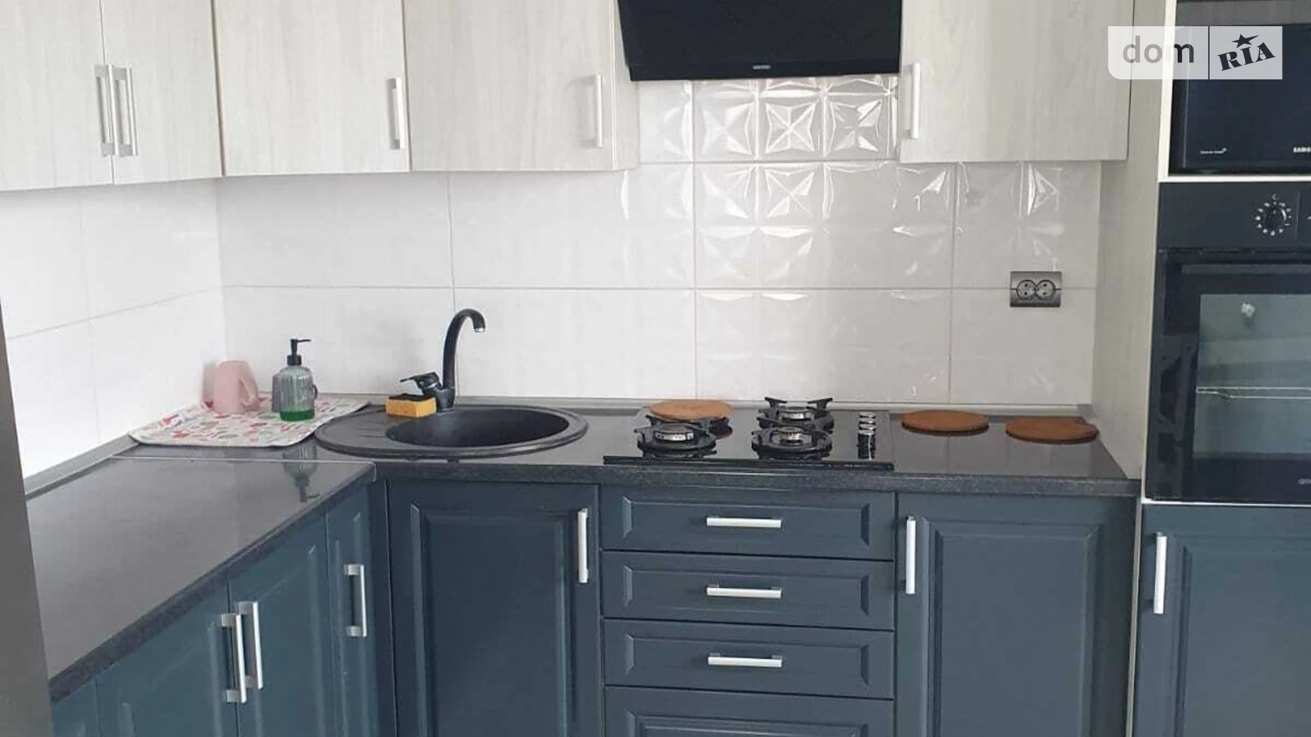 1-комнатная квартира 54 кв. м в Тернополе, ул. Квитова, 17 - фото 3