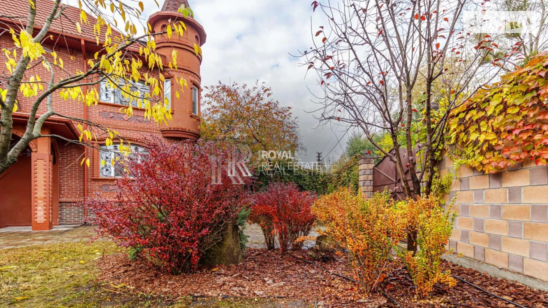 Сдается в аренду дом на 2 этажа 300 кв. м с баней/сауной, цена: 1800 $ - фото 3