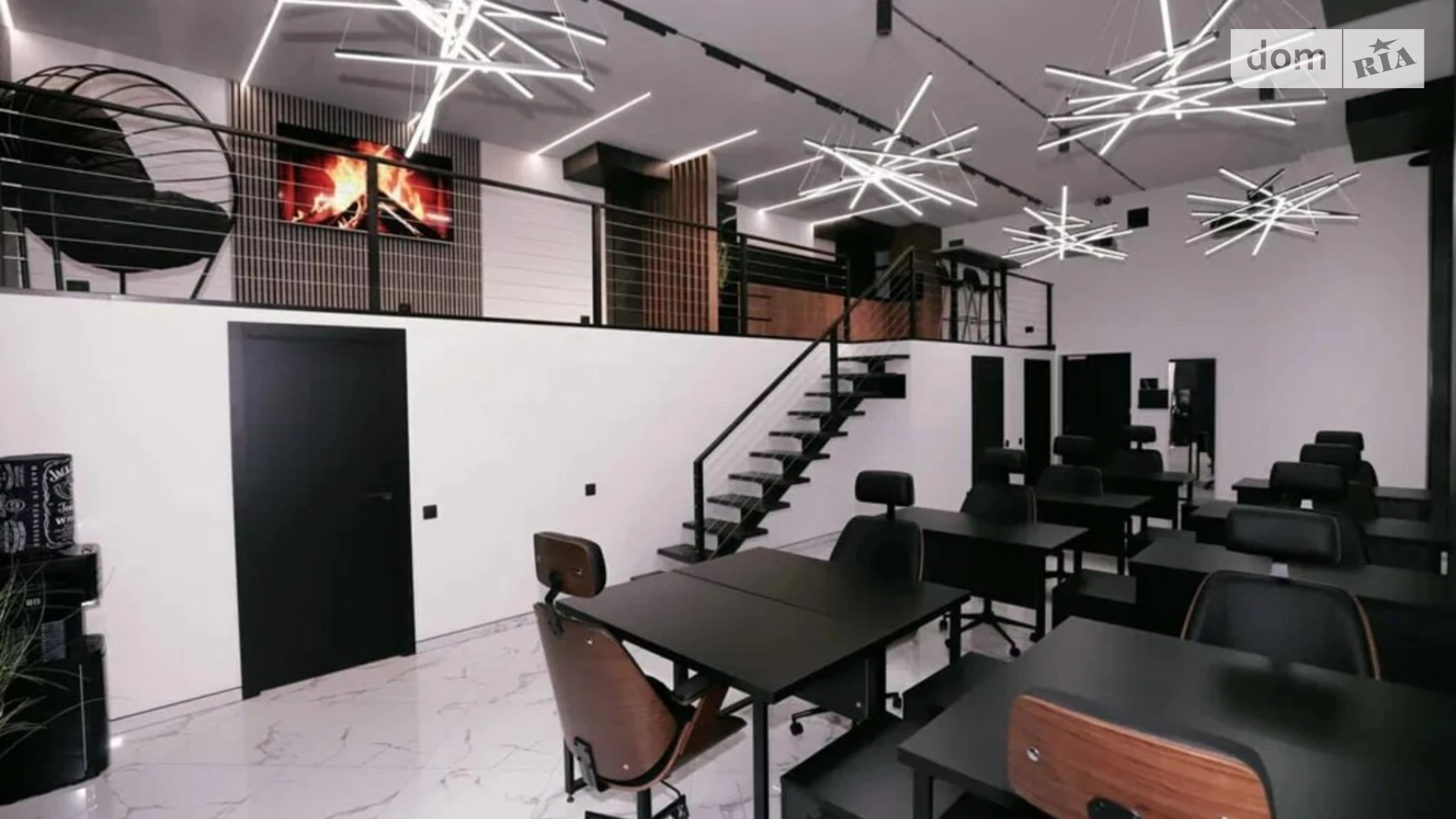 Сдается в аренду офис 135 кв. м в бизнес-центре, цена: 2900 $ - фото 3