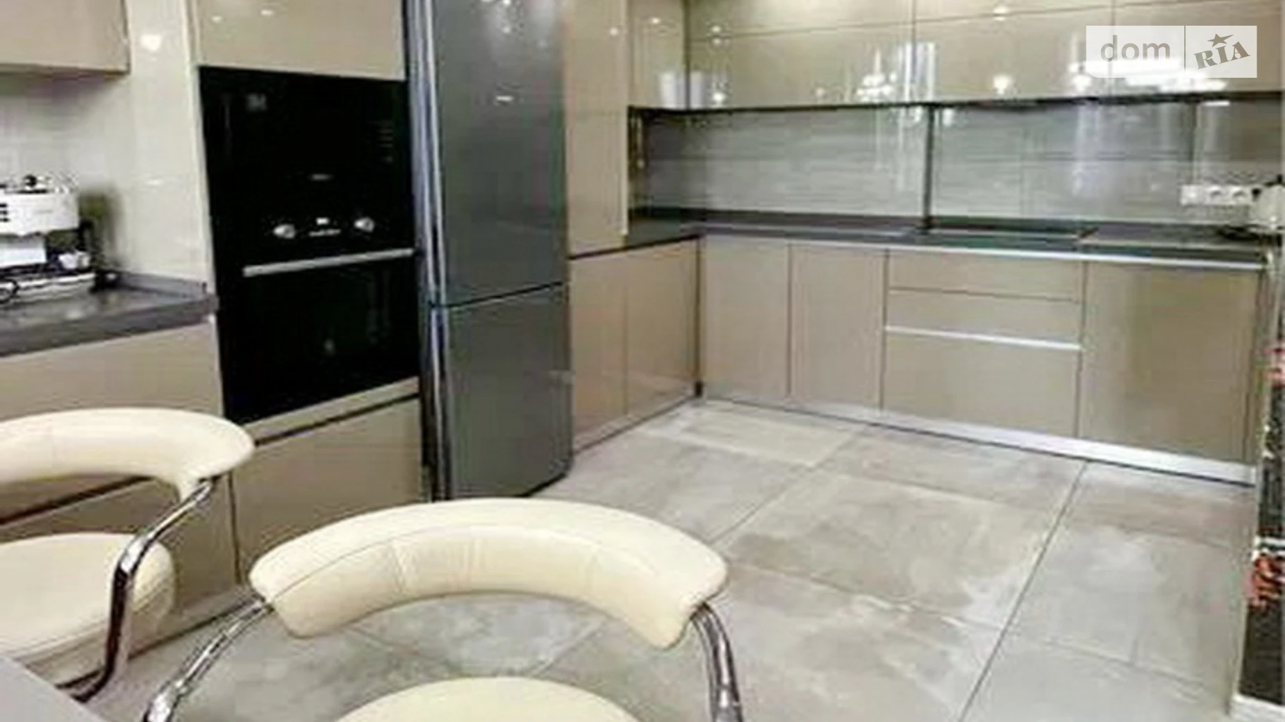 Продається 1-кімнатна квартира 88.3 кв. м у Одесі, вул. Велика Арнаутська, 23Б - фото 4