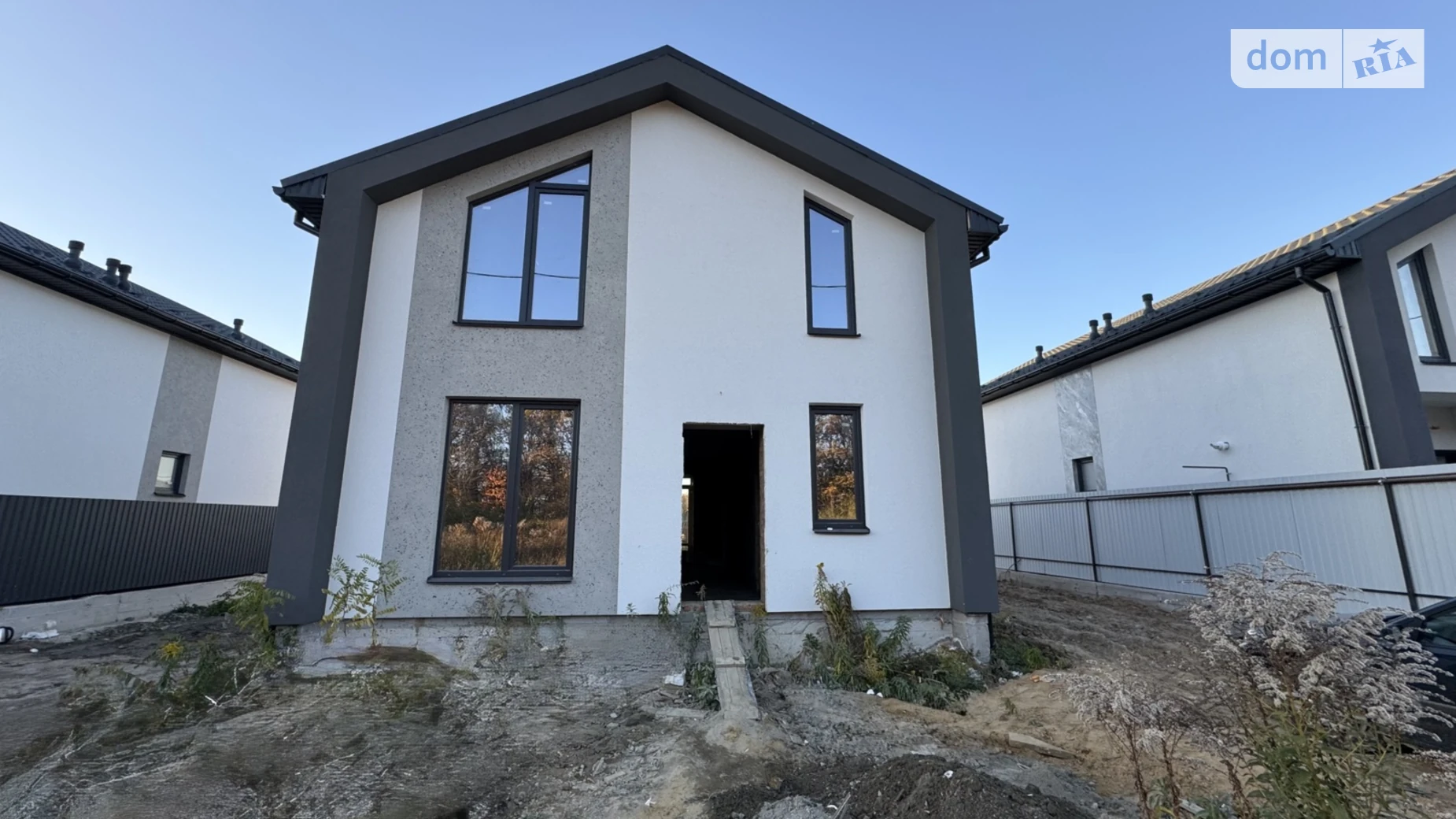 Продается дом на 2 этажа 125 кв. м с садом, цена: 105000 $ - фото 2