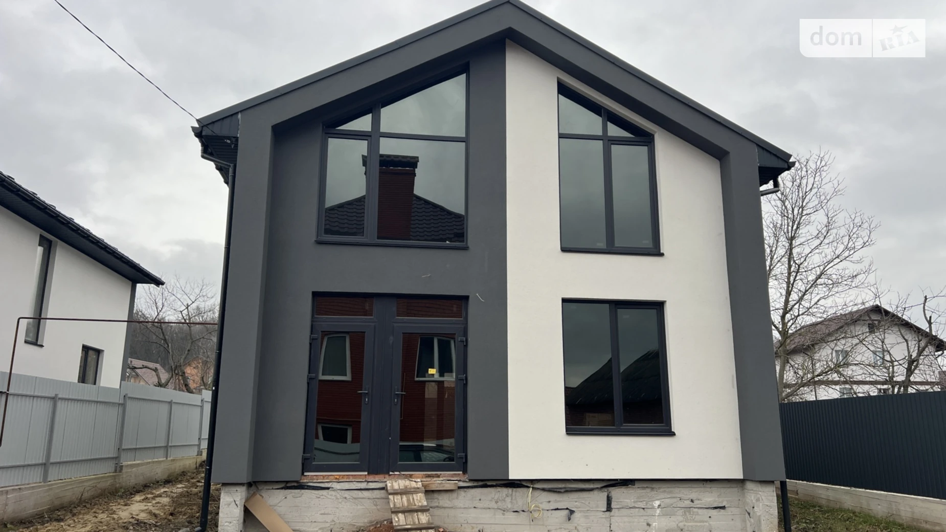 Продается дом на 2 этажа 125 кв. м с подвалом, цена: 120000 $ - фото 3