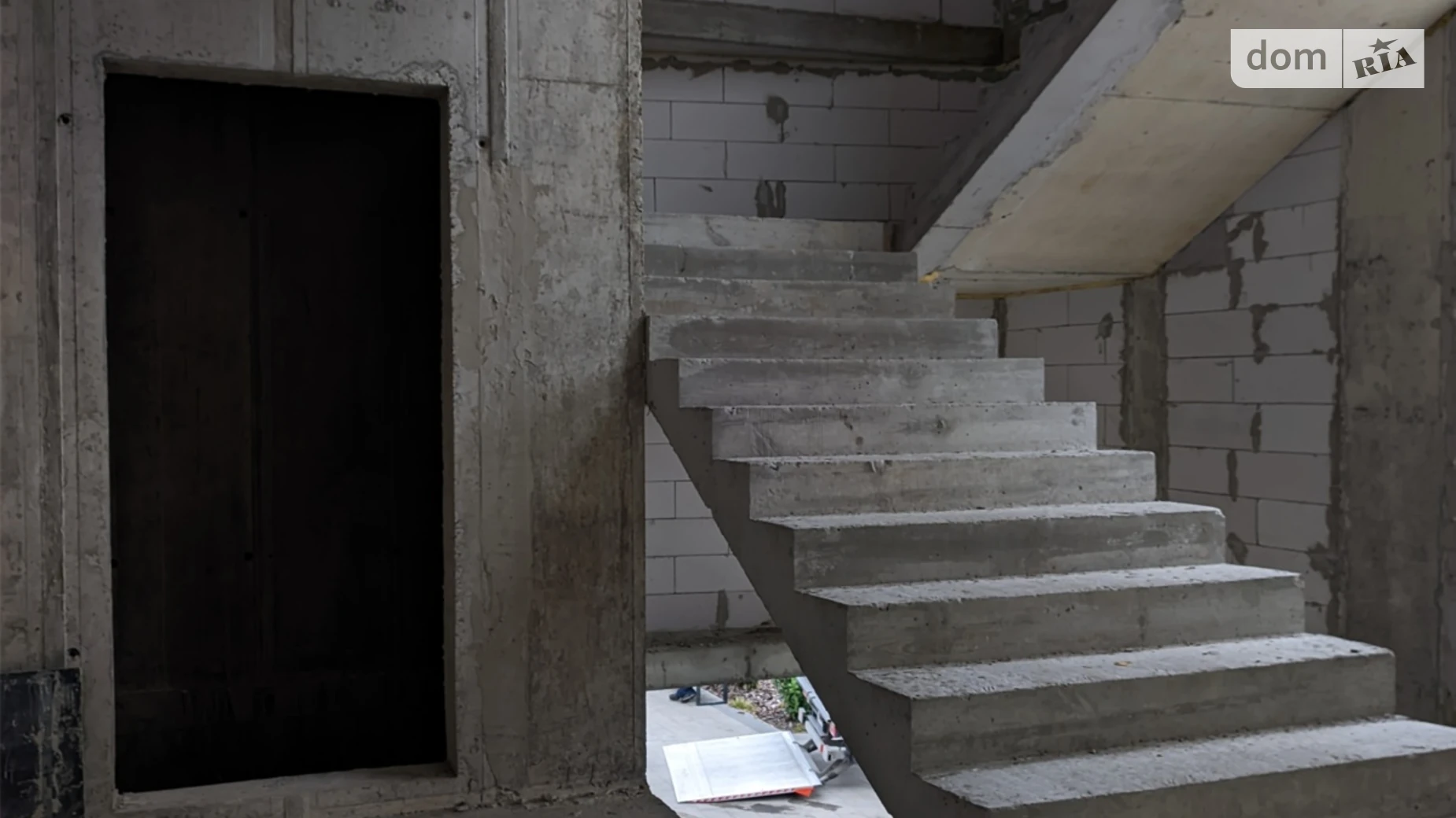 Продається приміщення вільного призначення 1600 кв. м в 3-поверховій будівлі, цена: 2560000 $ - фото 2