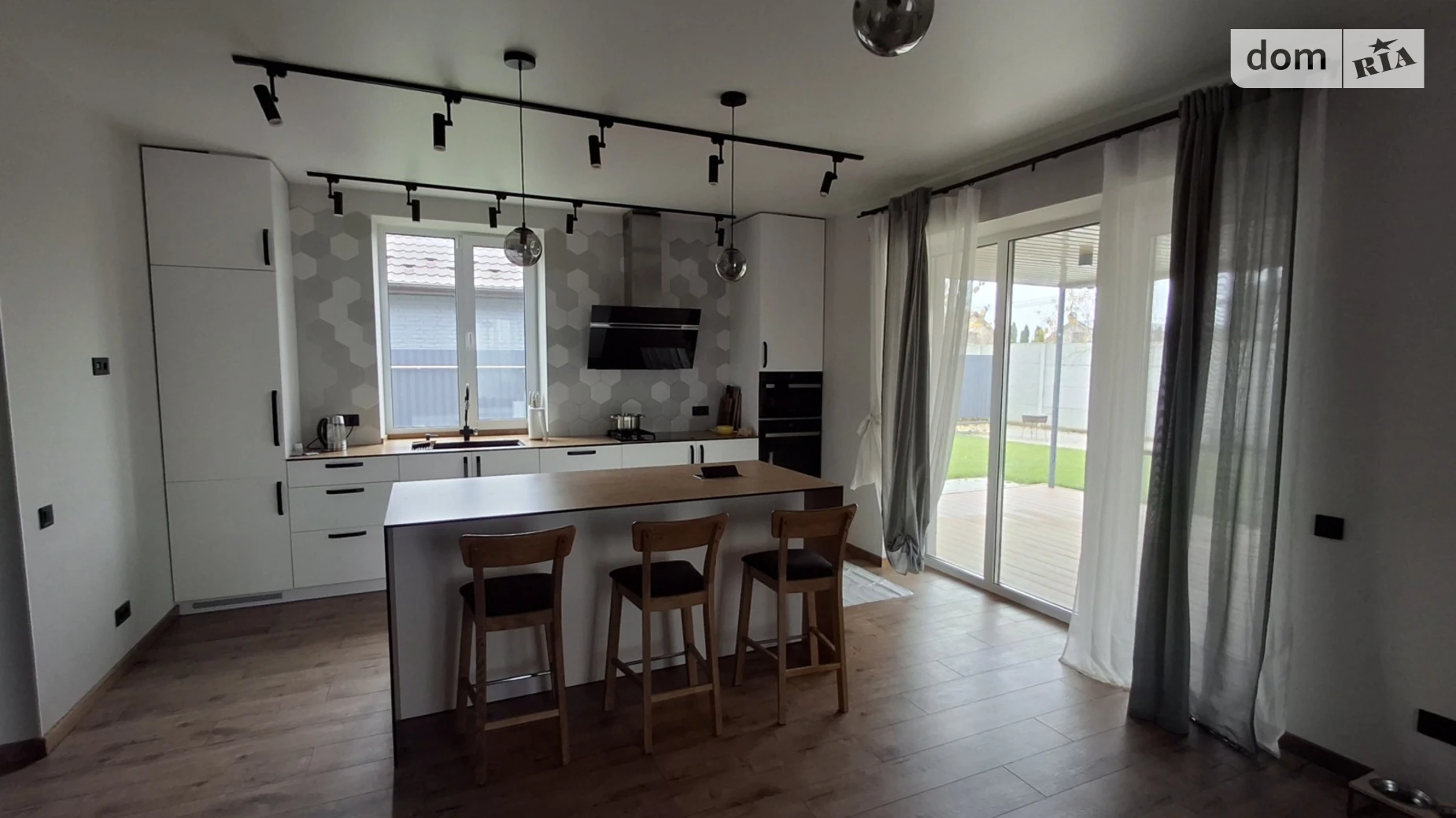 Сдается в аренду дом на 2 этажа 155 кв. м с баней/сауной, цена: 1300 $ - фото 5