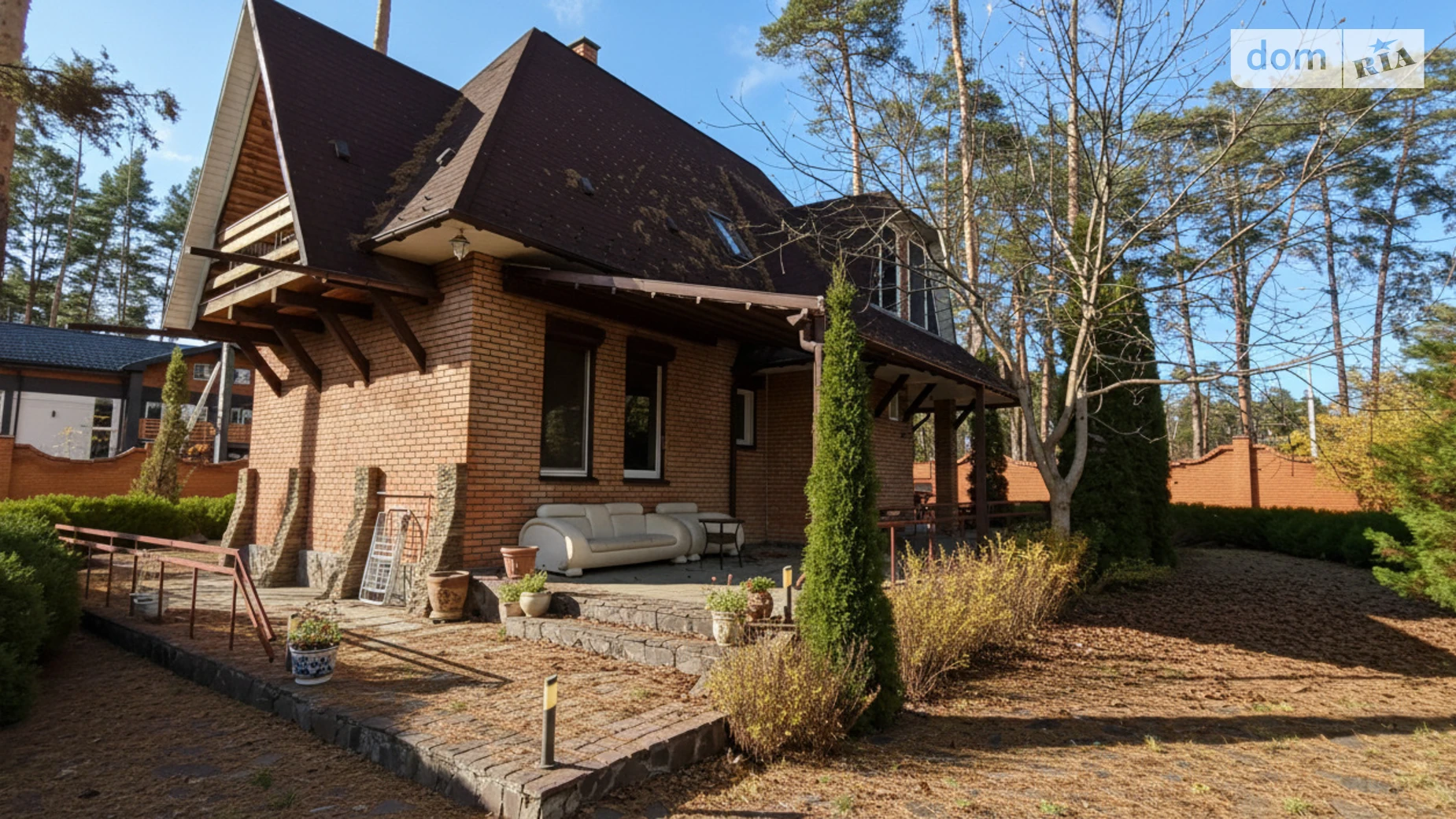 Продается дом на 2 этажа 180 кв. м с камином, цена: 580000 $ - фото 2