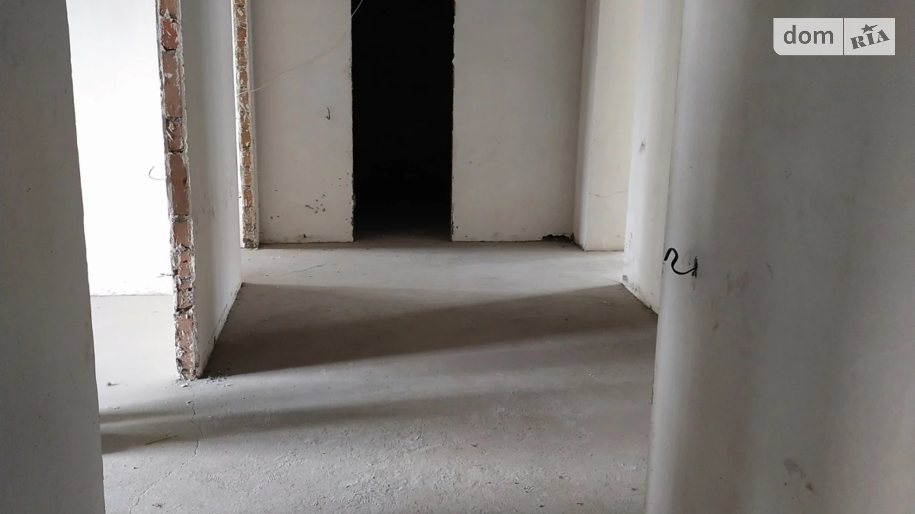 Продается 3-комнатная квартира 91.9 кв. м в, цена: 75000 $ - фото 2