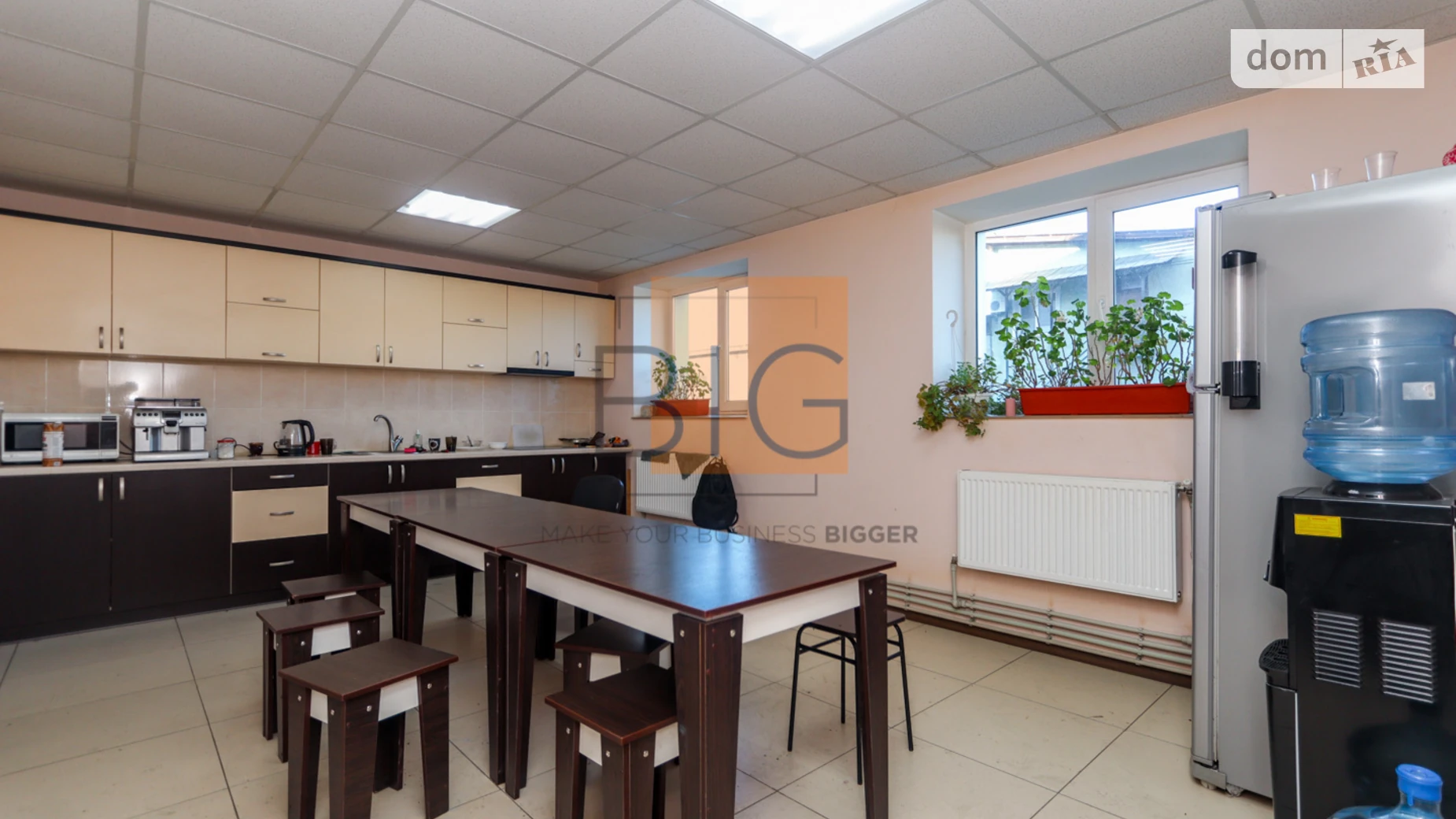 Продается помещения свободного назначения 2646.6 кв. м в 2-этажном здании, цена: 900000 $ - фото 2