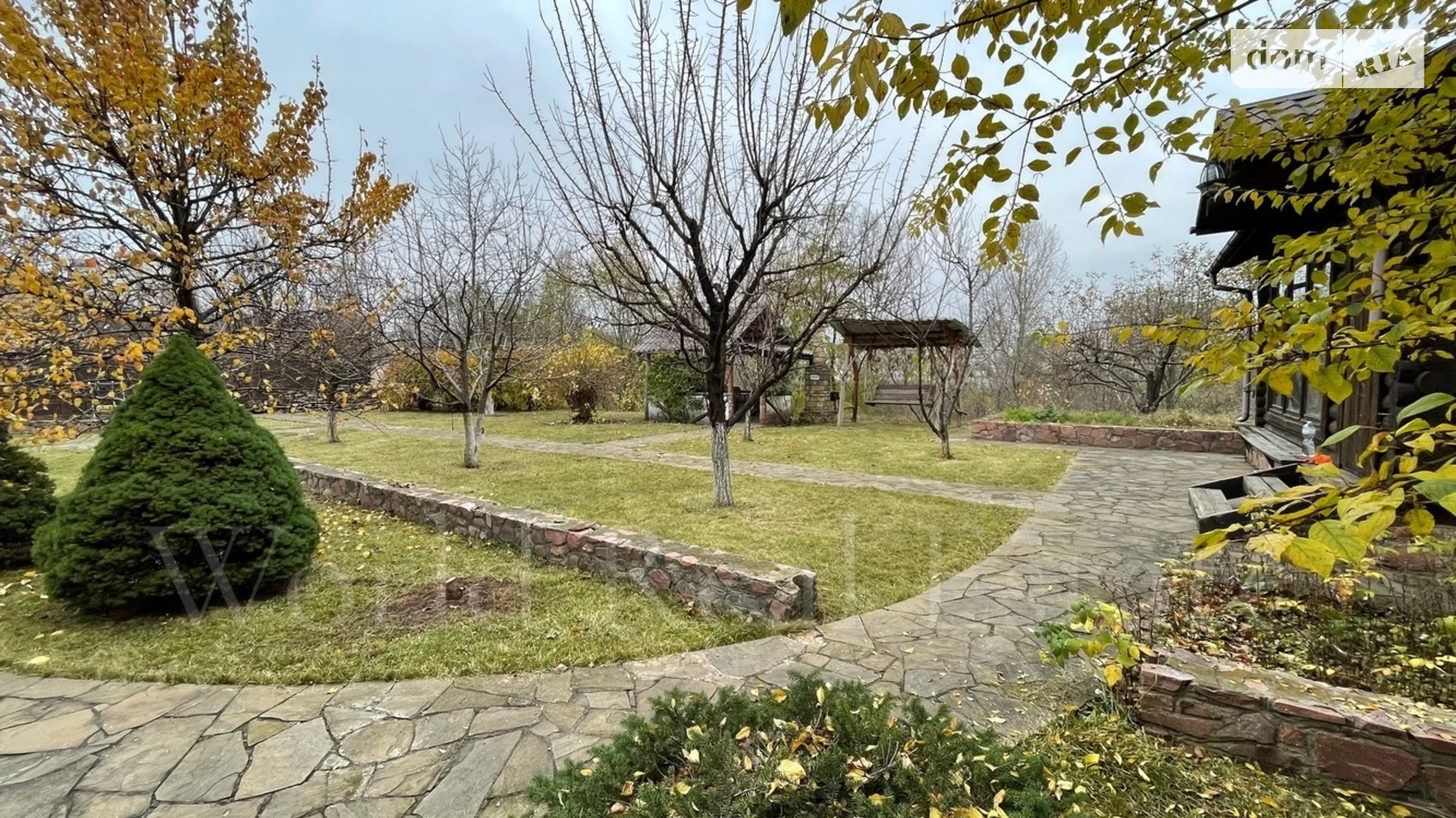 Сдается в аренду дом на 2 этажа 370 кв. м с террасой, цена: 2200 € - фото 2