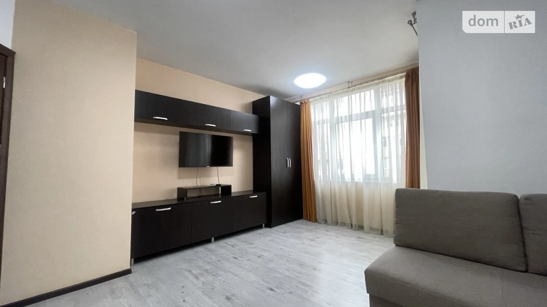 Сдается в аренду 1-комнатная квартира 48.1 кв. м в Львове, ул. Пасечная, 169Б - фото 2