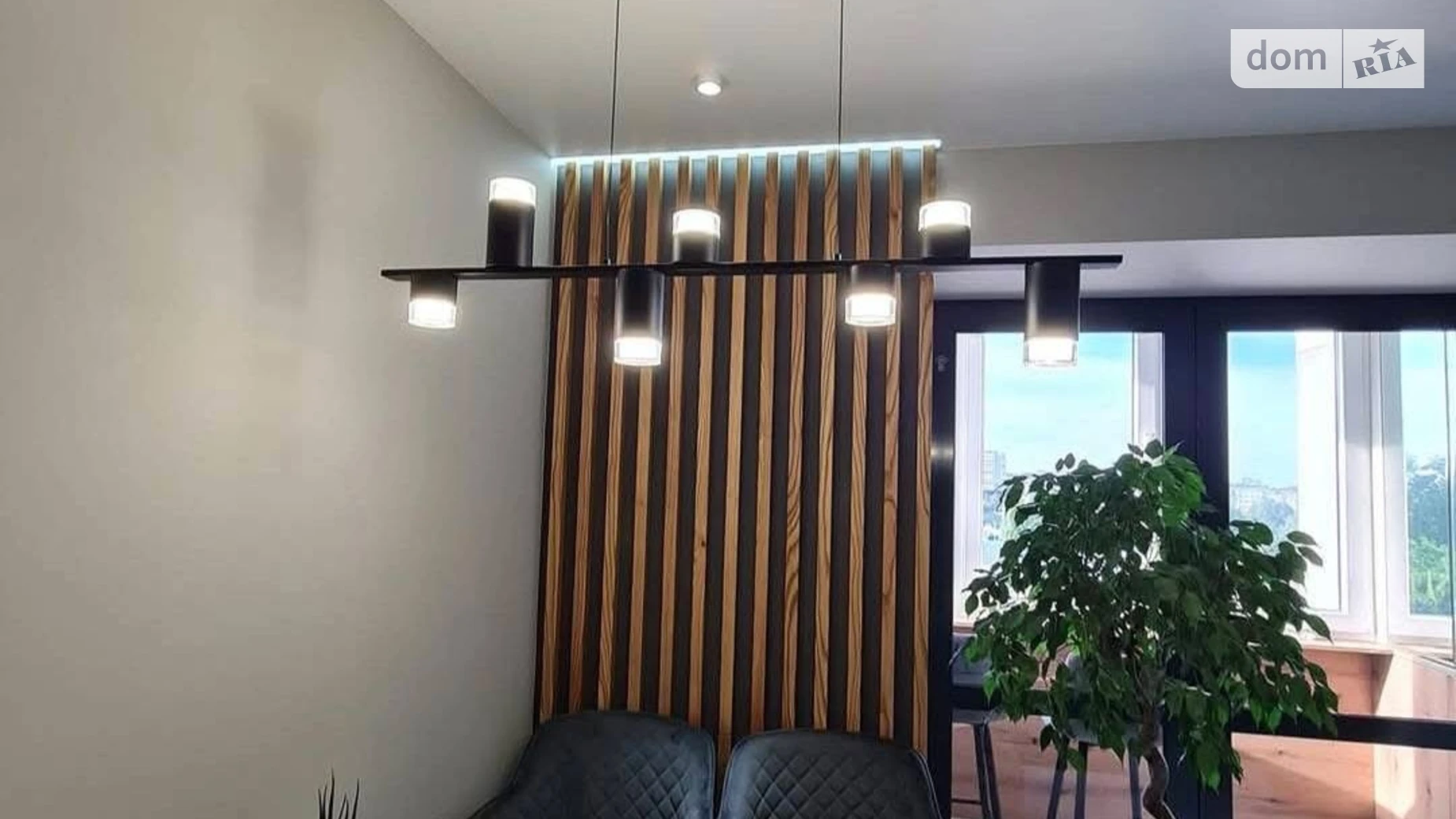 3-комнатная квартира 77 кв. м в Тернополе, ул. Сахарова Андрея Академика - фото 3