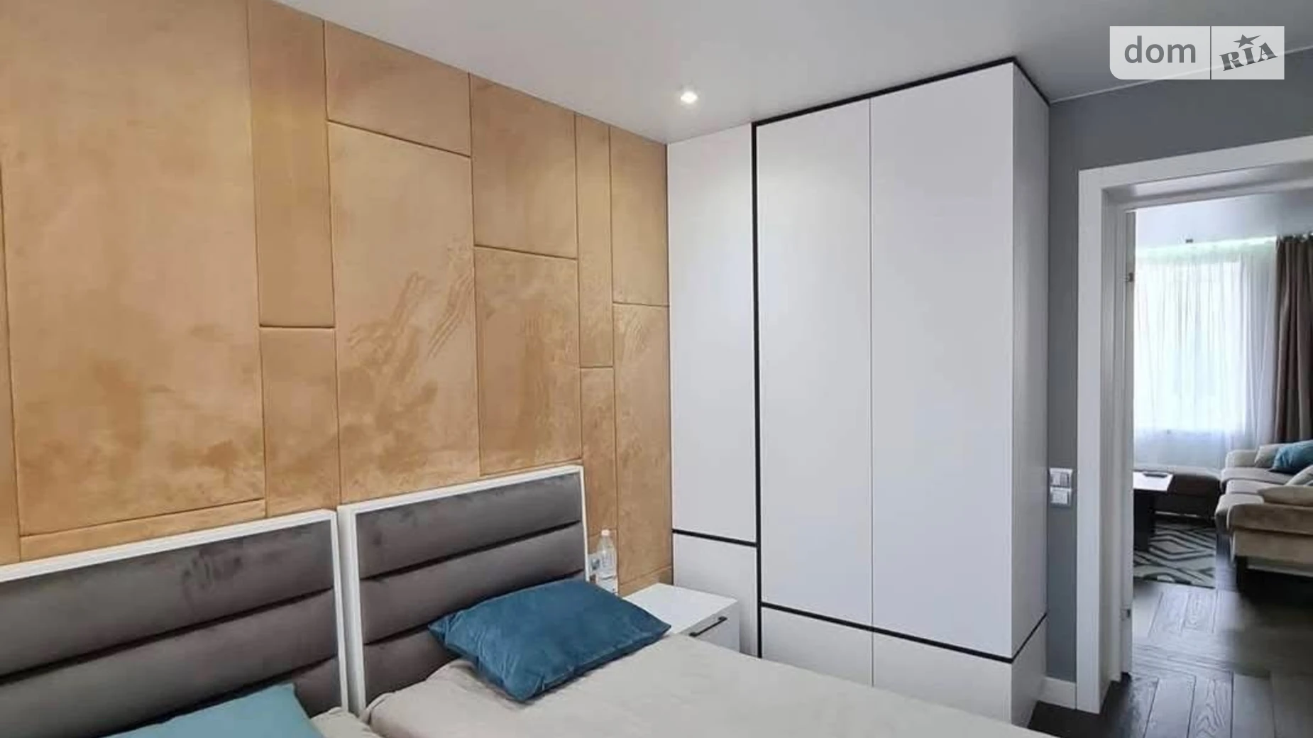 3-комнатная квартира 77 кв. м в Тернополе, ул. Сахарова Андрея Академика - фото 4