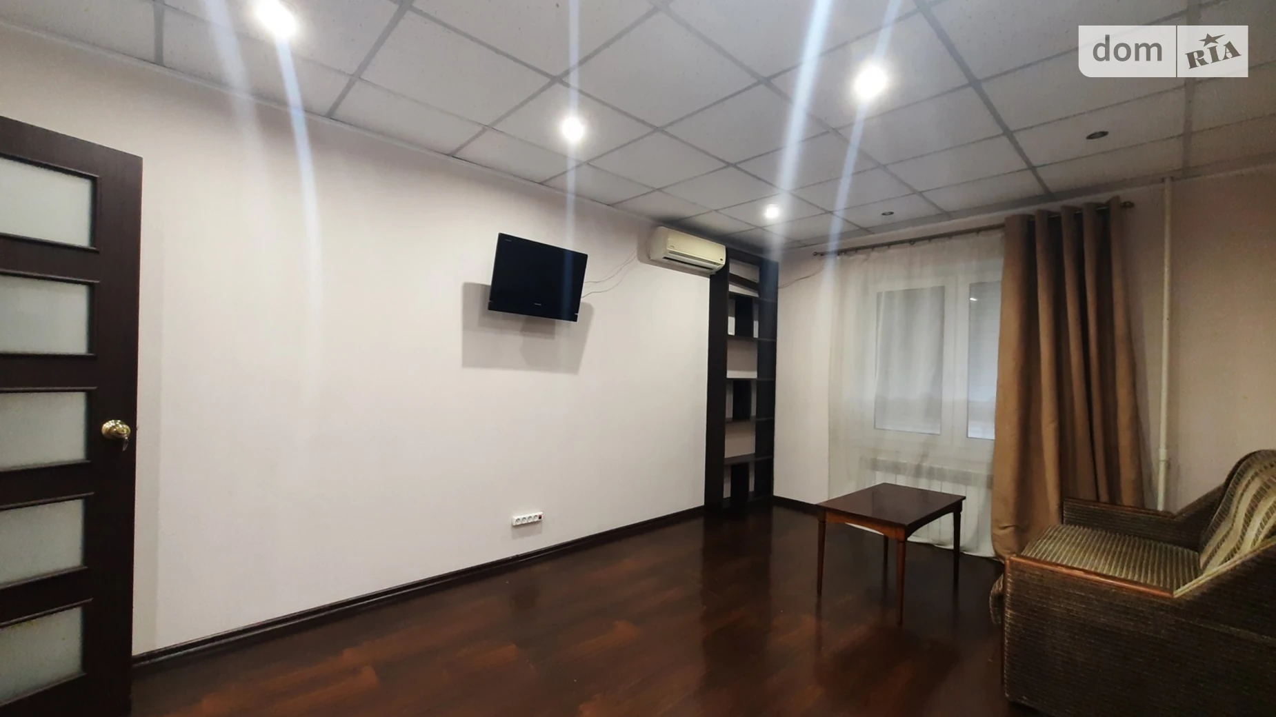 Сдается в аренду офис 44 кв. м в бизнес-центре, цена: 12000 грн - фото 3