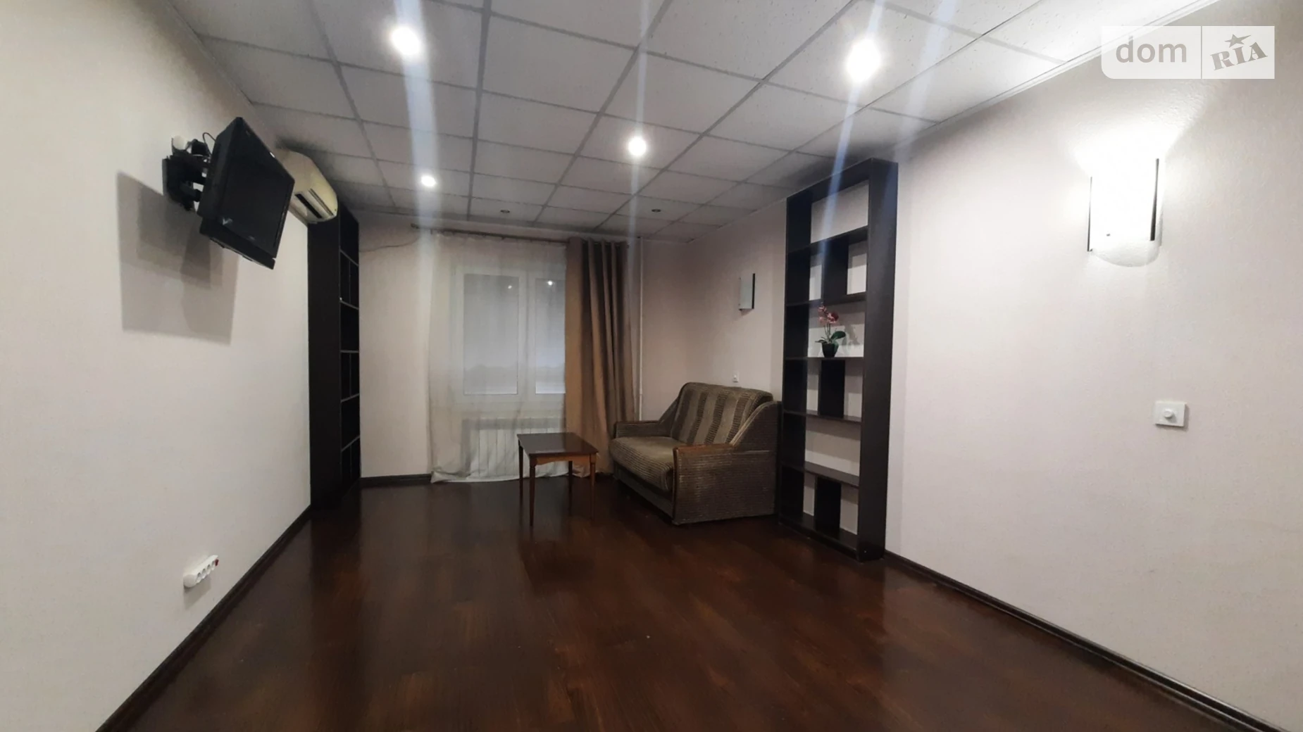 Сдается в аренду офис 44 кв. м в бизнес-центре, цена: 12000 грн - фото 2