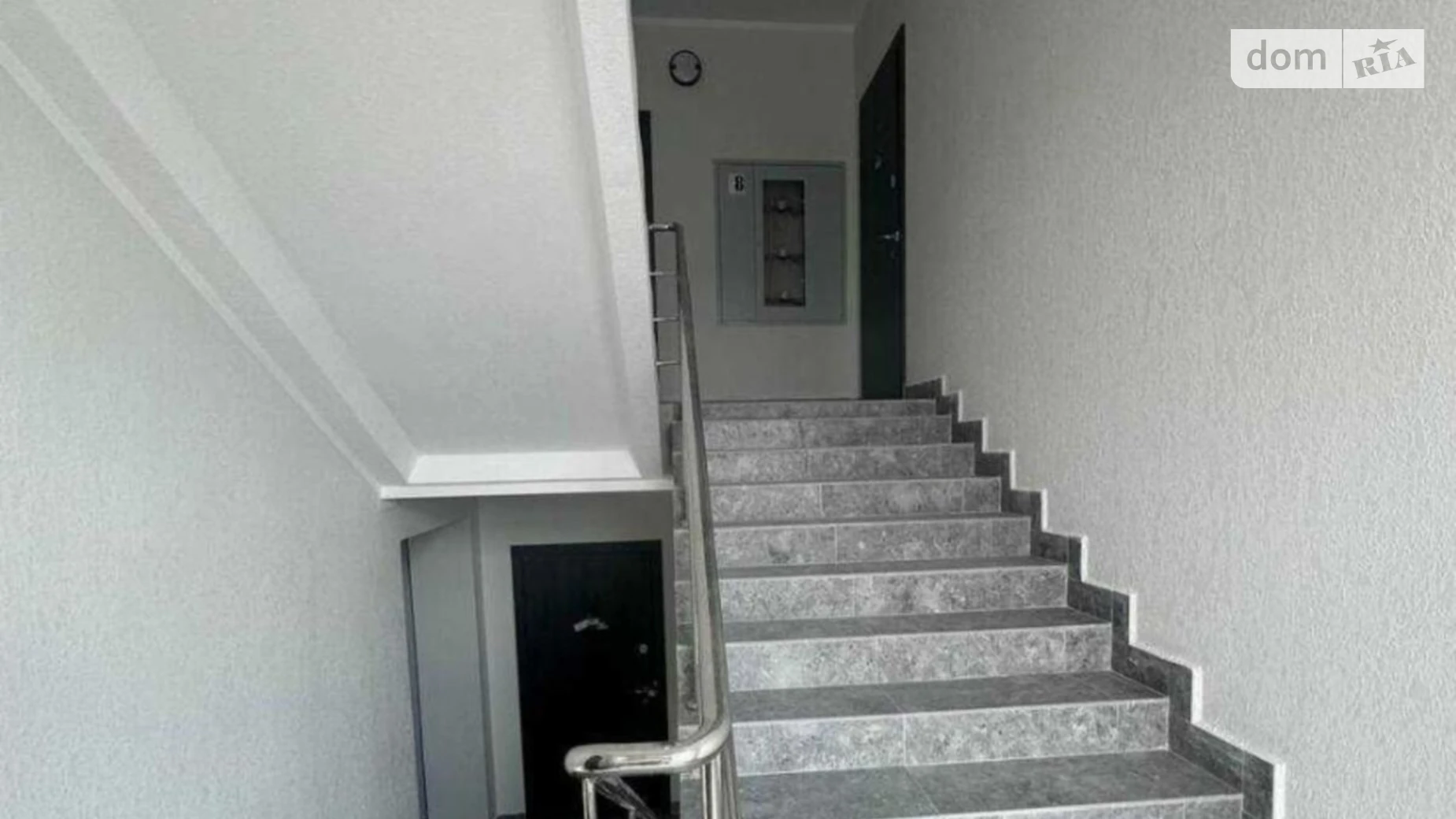 Продается 1-комнатная квартира 47 кв. м в Ивано-Франковске, ул. Молодежная, 53 - фото 4