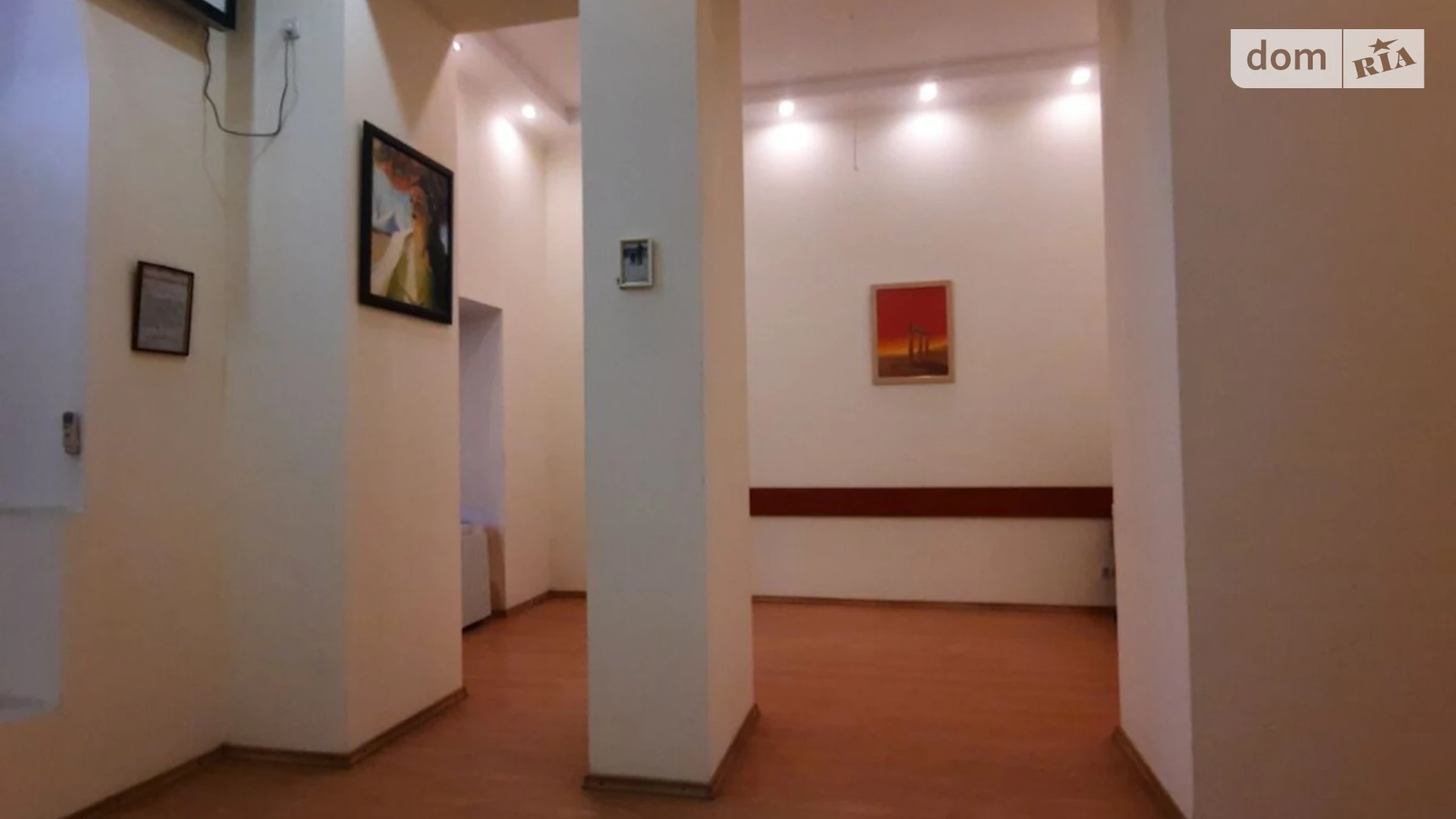 Продается офис 147.1 кв. м в бизнес-центре, цена: 50000 $ - фото 2