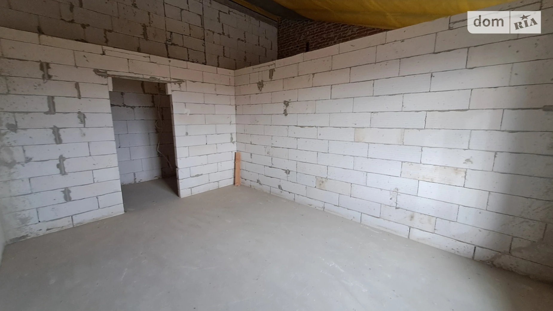 Продается 2-комнатная квартира 67 кв. м в Байковцах, ул. Солнечная, 19А - фото 3