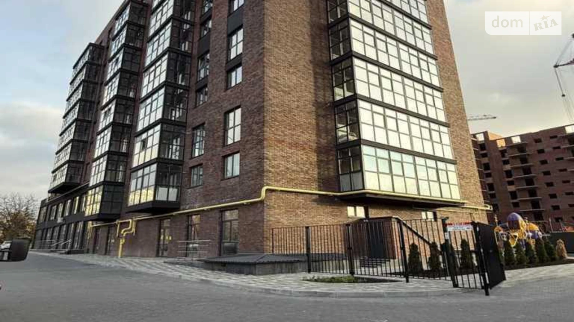 Продается 4-комнатная квартира 86 кв. м в Полтаве, ул. Великотырновская - фото 2