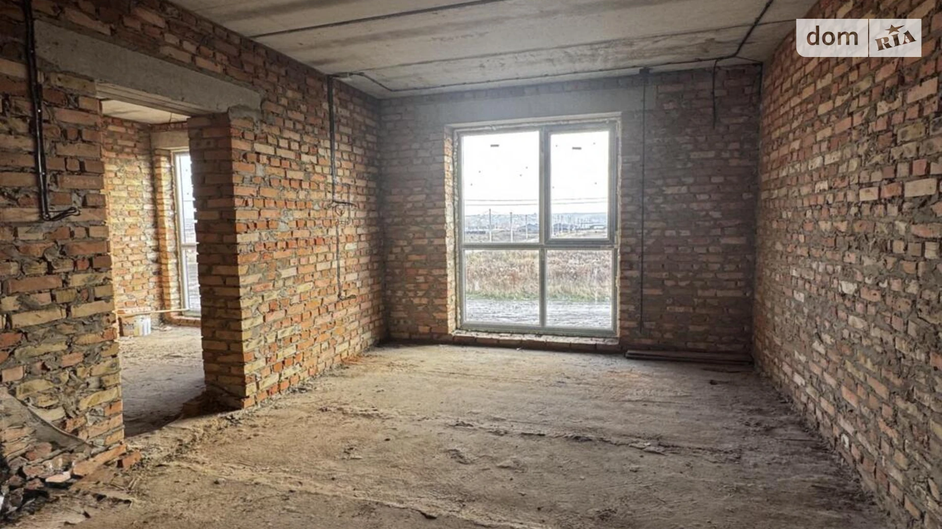 Продается 1-комнатная квартира 48.5 кв. м в Ровно, ул. Фабричная - фото 2