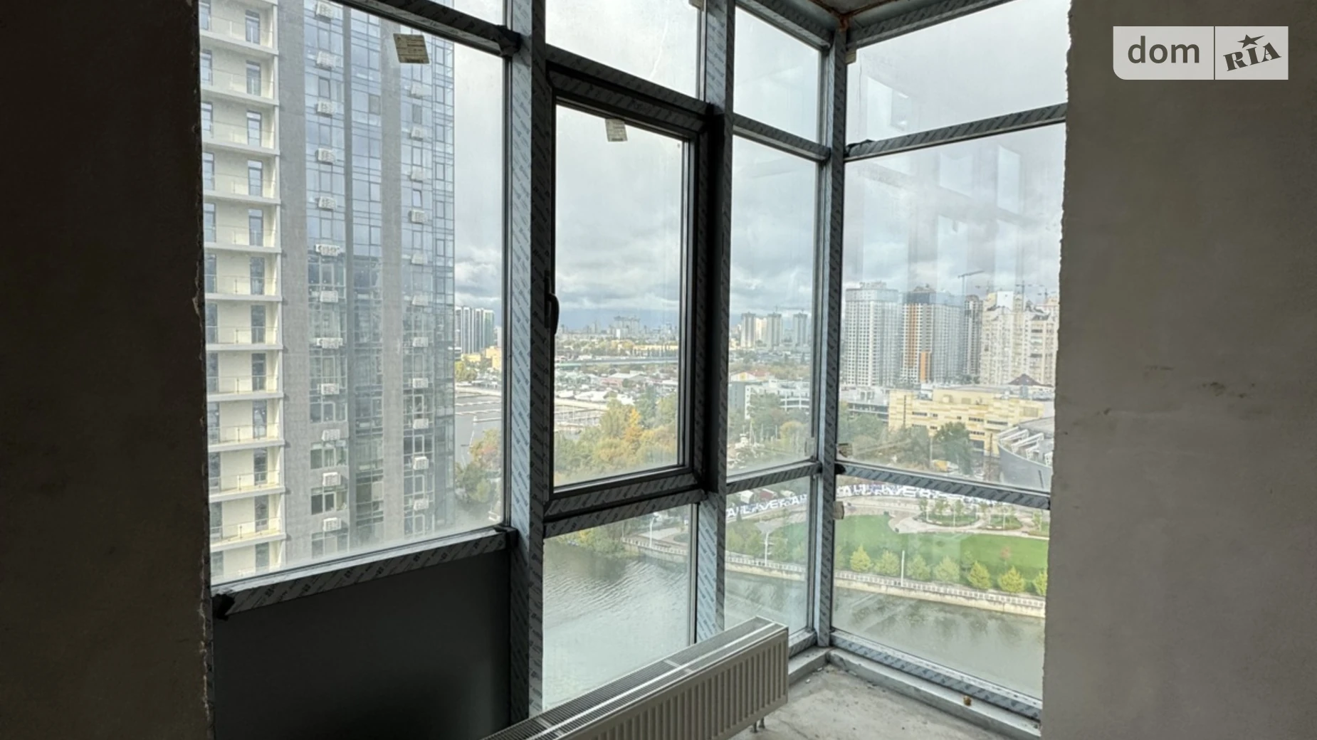 Продается 1-комнатная квартира 64.3 кв. м в Киеве, ул. Трускавецкая, 8 - фото 2