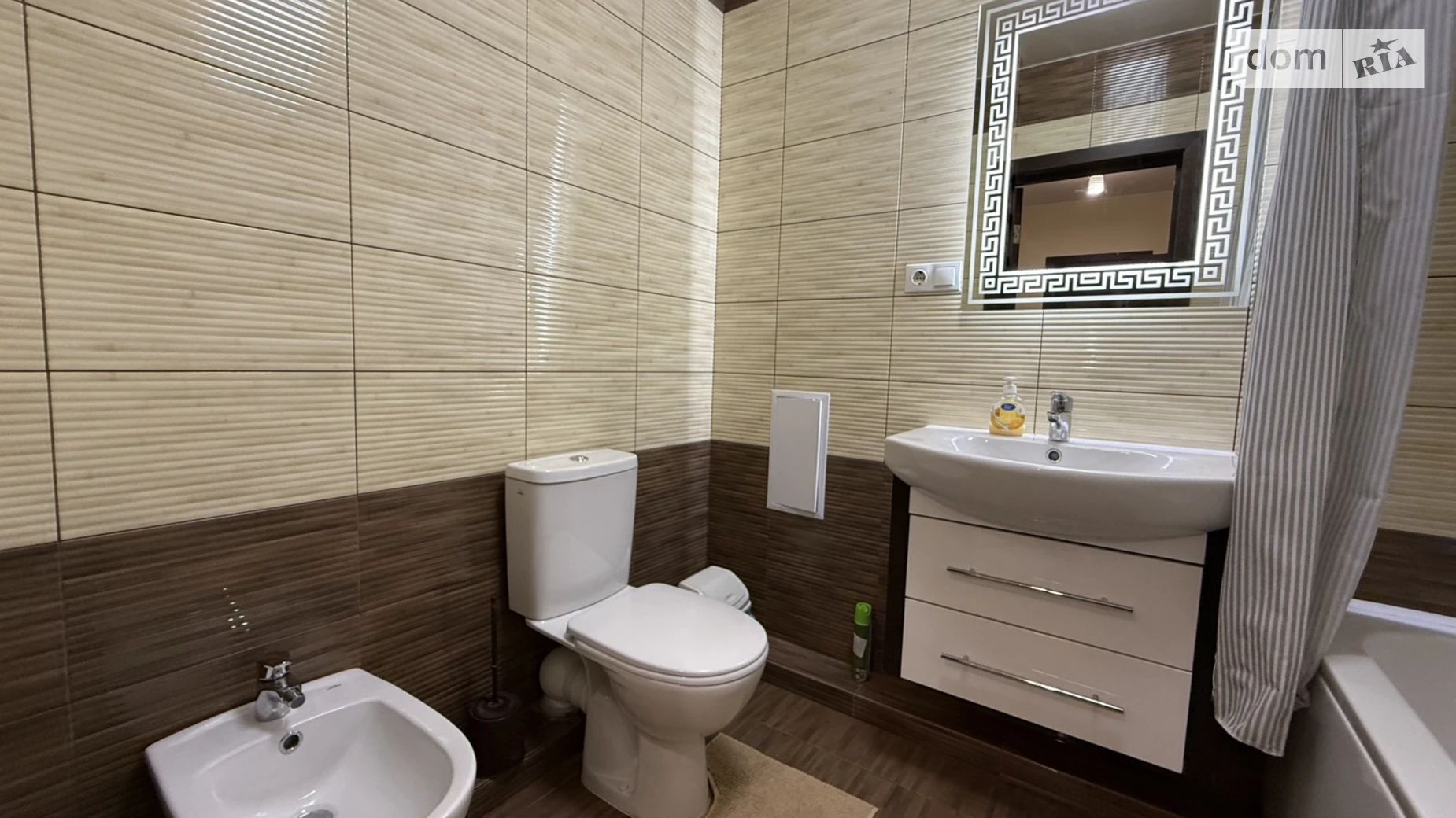 Сдается в аренду 1-комнатная квартира 43 кв. м в Ивано-Франковске, ул. Коновальца Евгения, 120 - фото 3