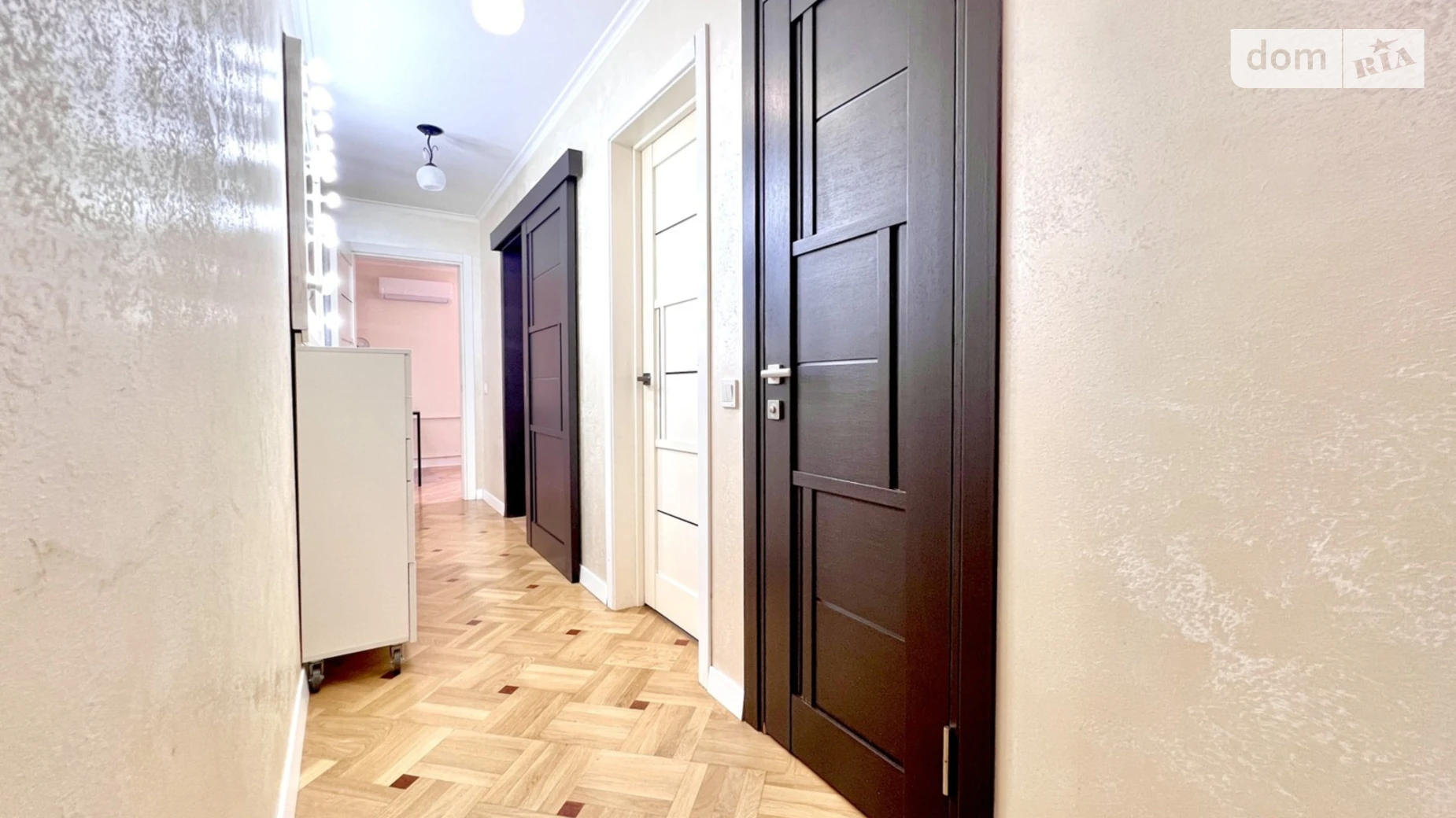 2-комнатная квартира 50 кв. м в Тернополе, ул. Русская - фото 4