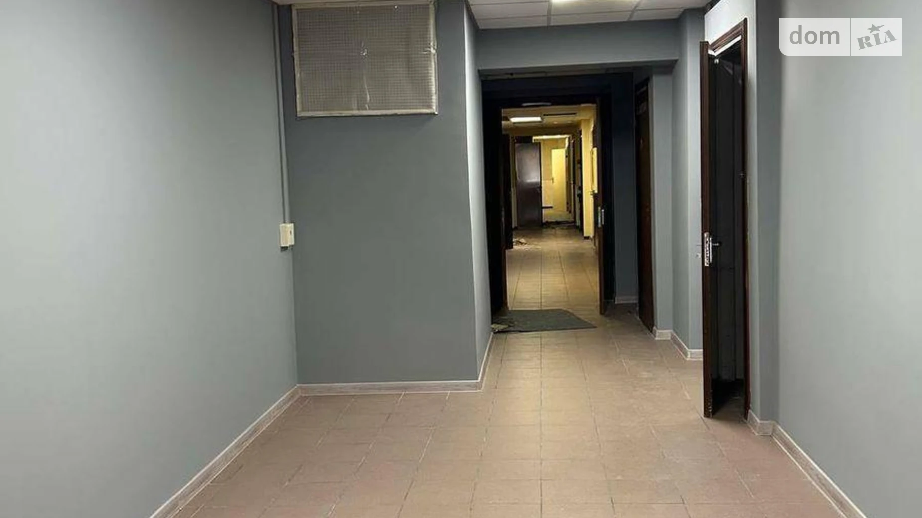 Сдается в аренду офис 1070 кв. м в бизнес-центре, цена: 160500 грн - фото 3