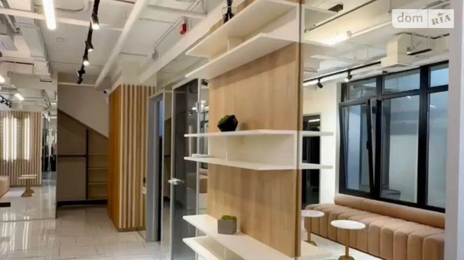 Сдается в аренду офис 120 кв. м в бизнес-центре, цена: 2700 $ - фото 4