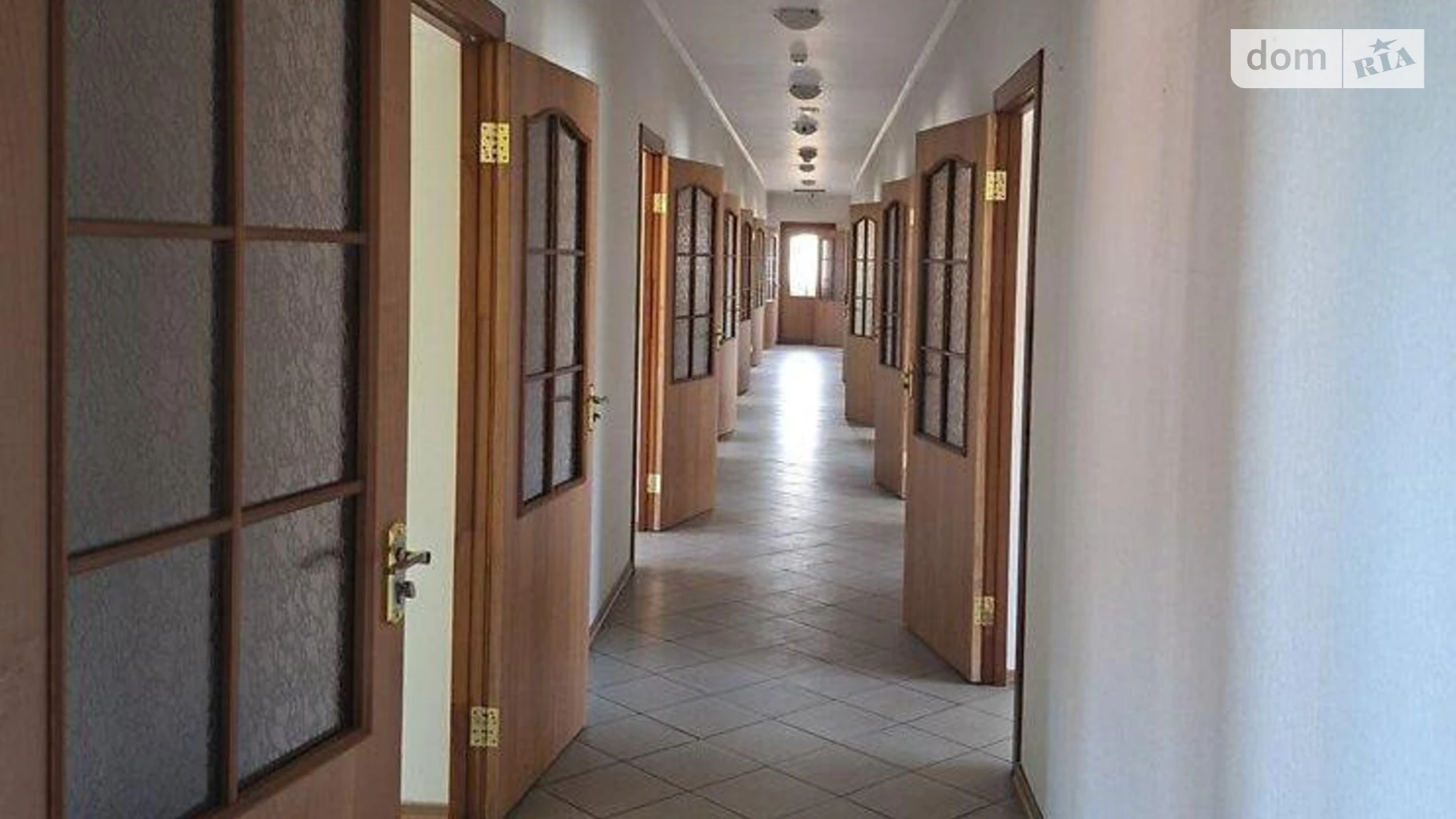 Здається в оренду офіс 296 кв. м в бізнес-центрі, цена: 88800 грн - фото 2