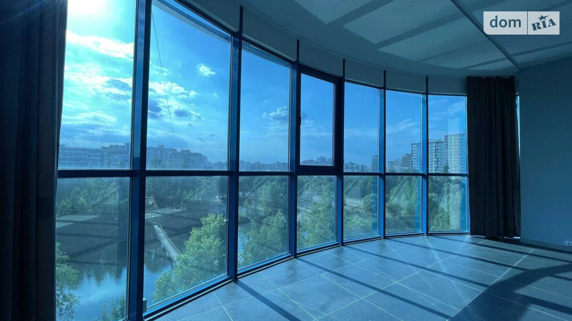 Продається офіс 5600 кв. м в бізнес-центрі, цена: 11200000 $ - фото 2