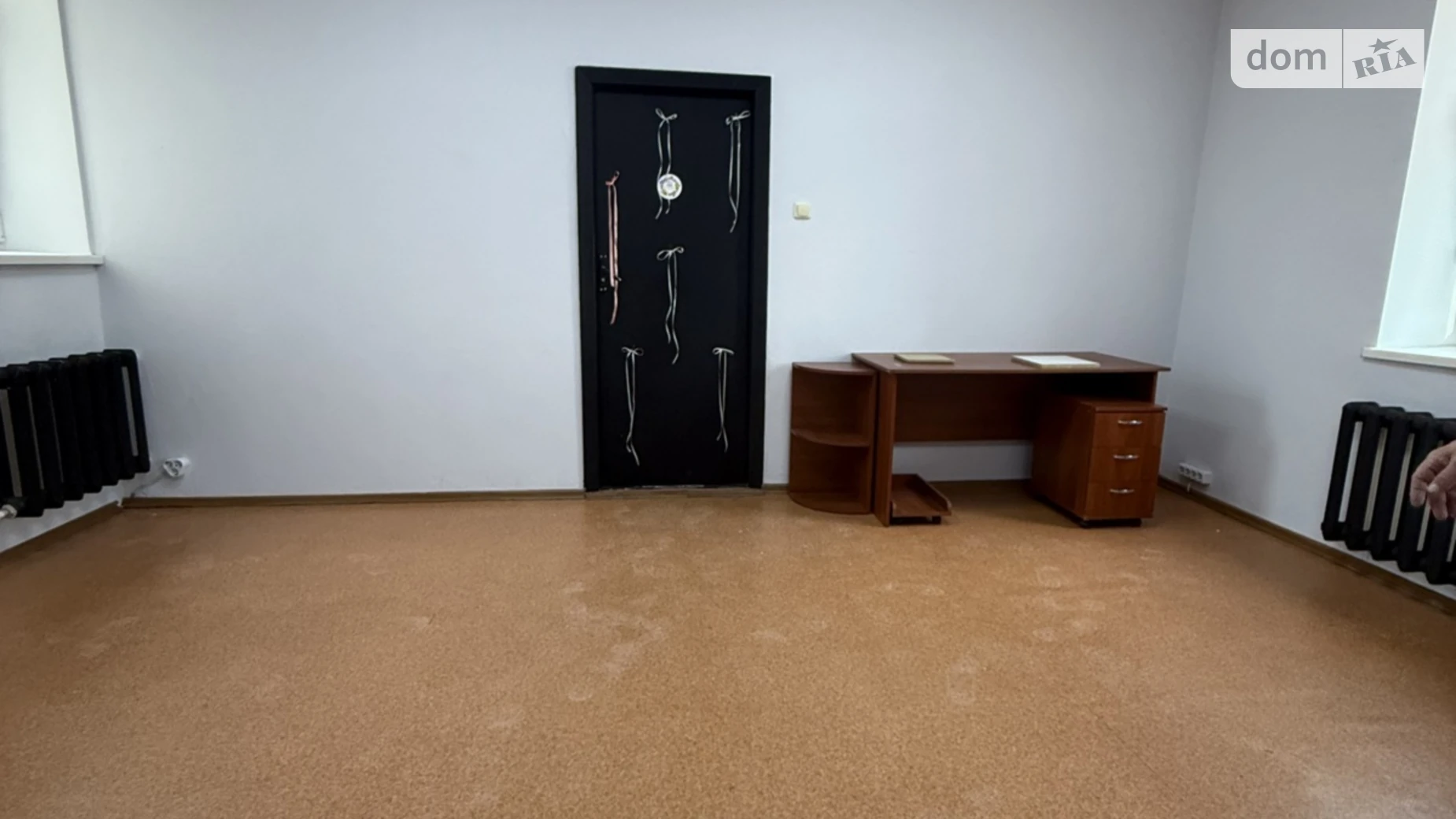 Сдается в аренду офис 60 кв. м в бизнес-центре, цена: 10000 грн - фото 2