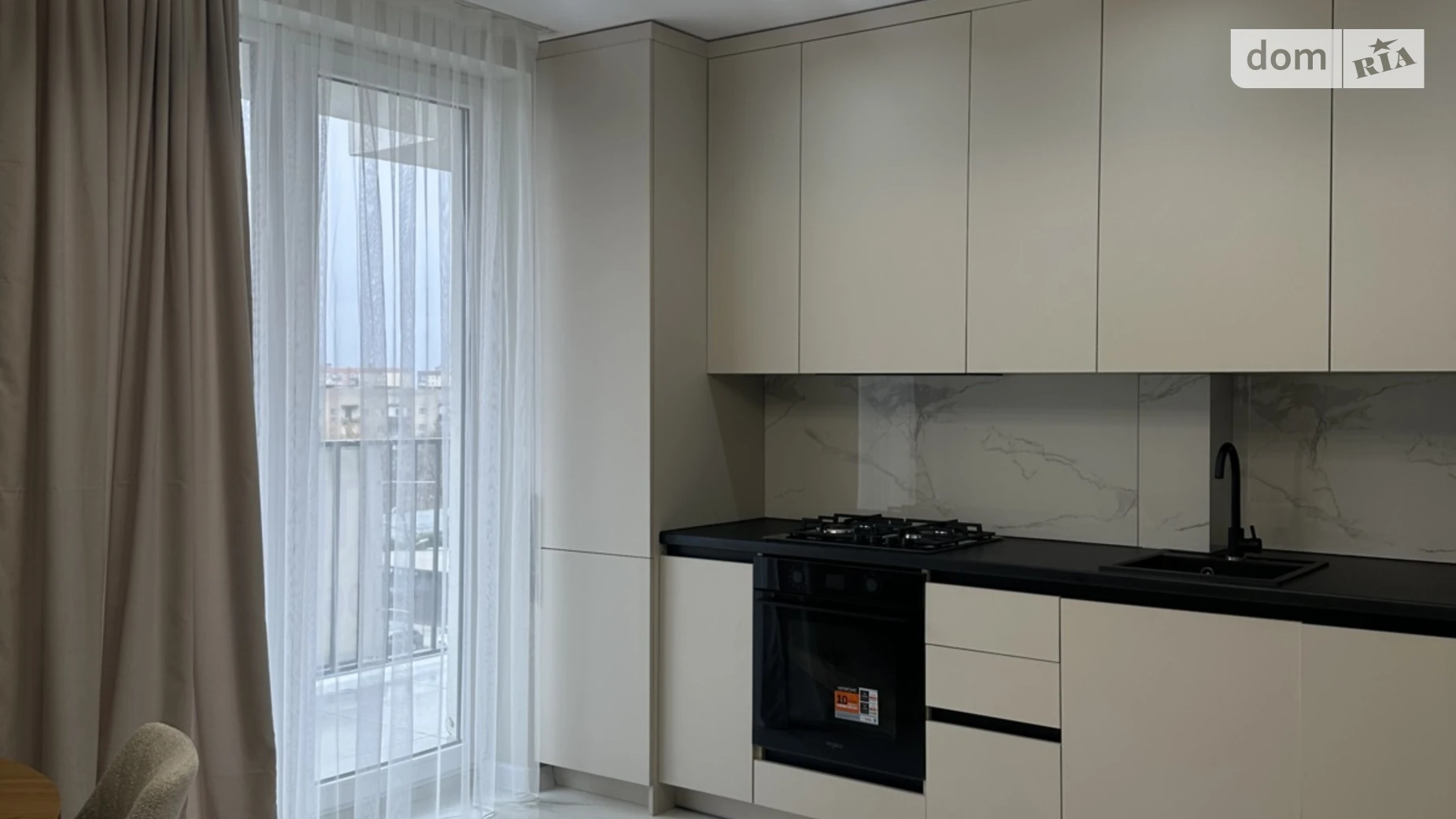 Продается 2-комнатная квартира 53 кв. м в Ужгороде, ул. Николая Бобяка, 8 - фото 4