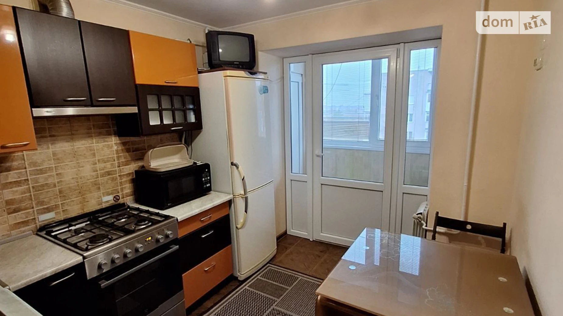 Продається 2-кімнатна квартира 52.8 кв. м у Чернівцях, вул. Героїв Майдану, 81 - фото 3